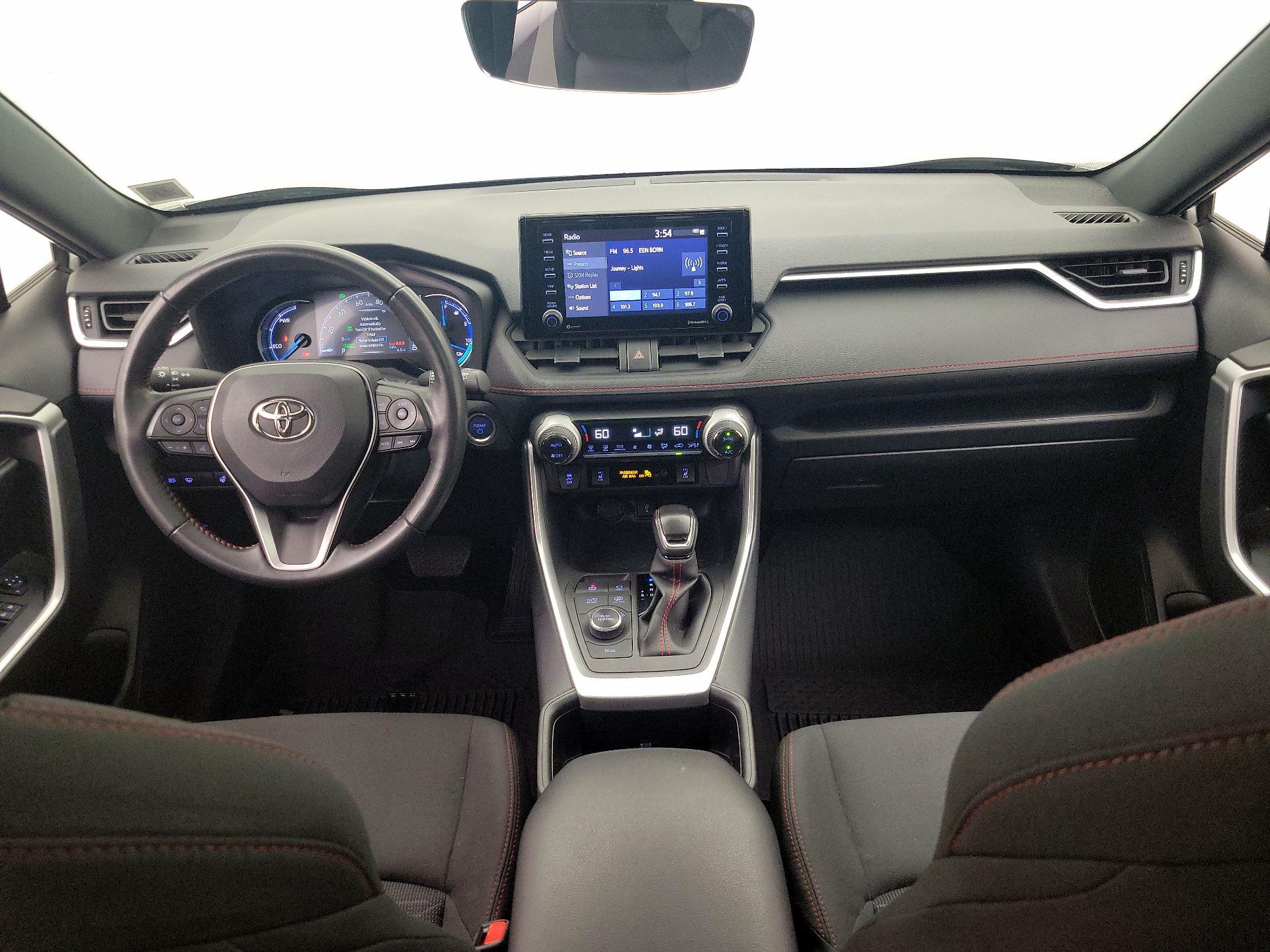 Thumbnail: 2022 Toyota RAV4 - 9