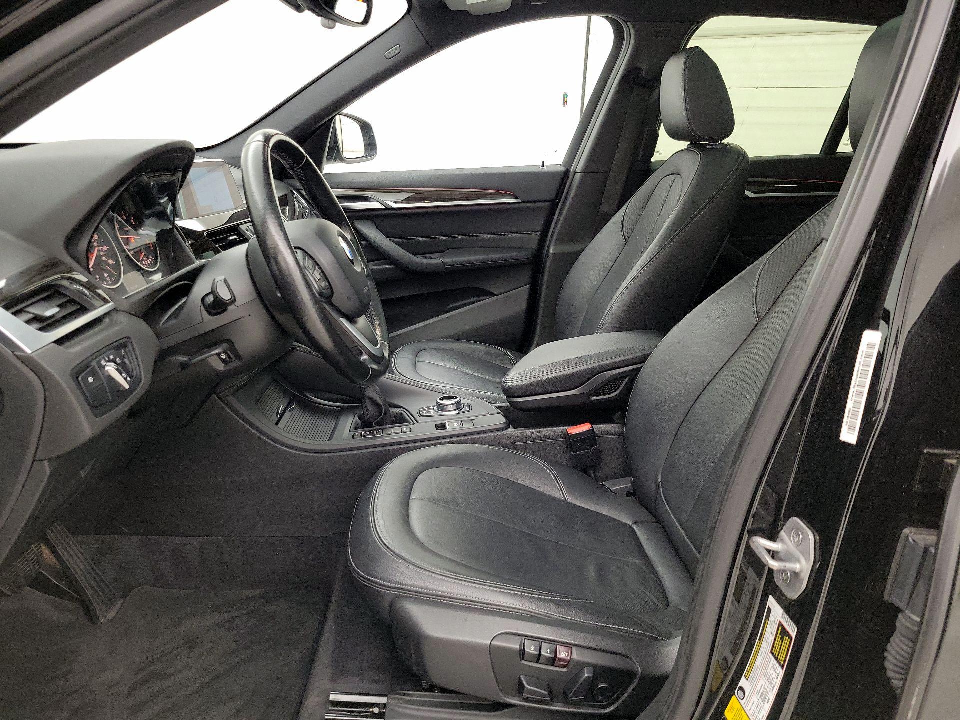 Thumbnail: 2018 BMW X1 - 11