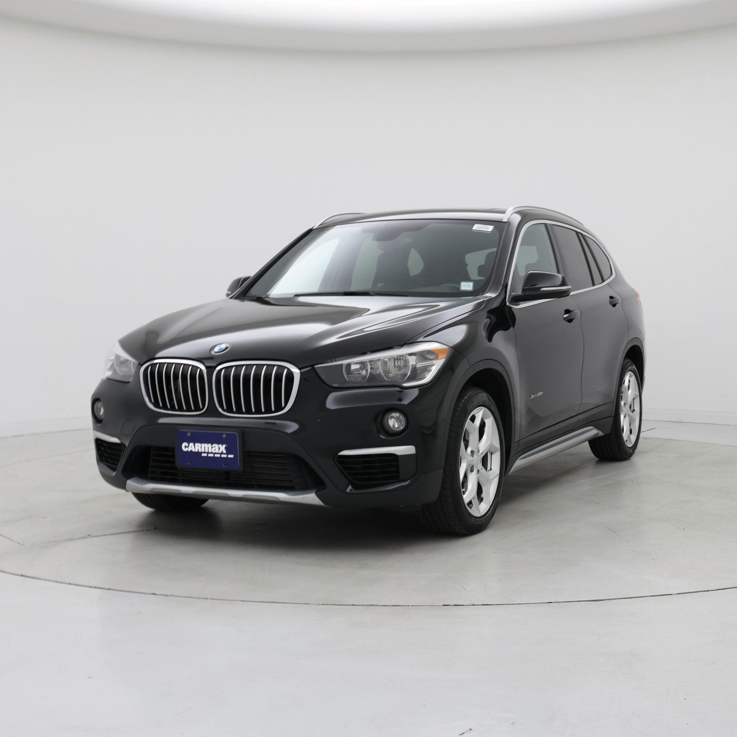 Thumbnail: 2018 BMW X1 - 4