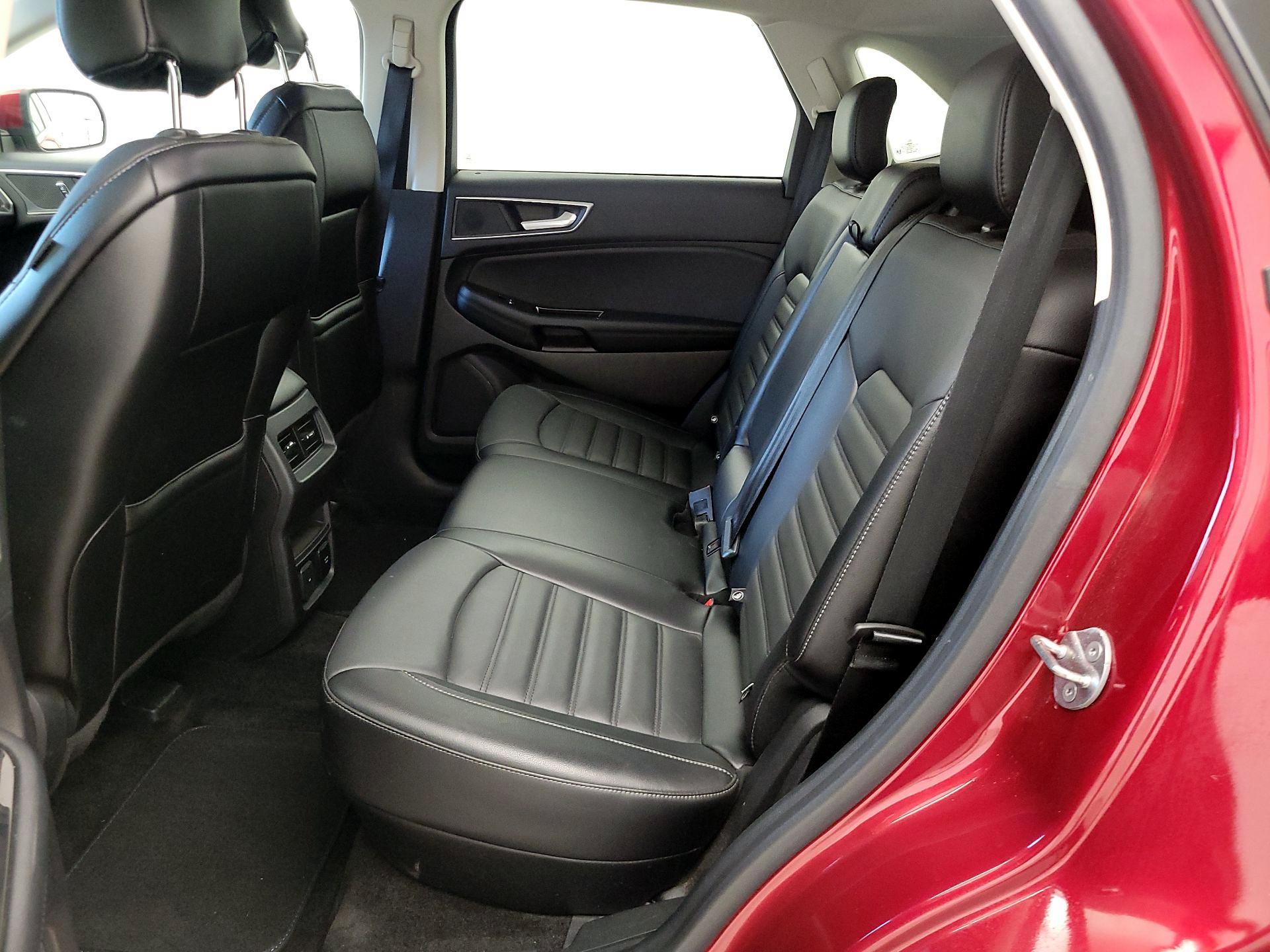 Thumbnail: 2018 Ford Edge - 20