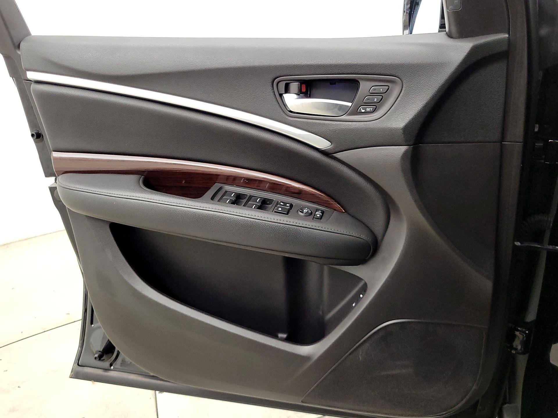 Thumbnail: 2015 Acura MDX - 12