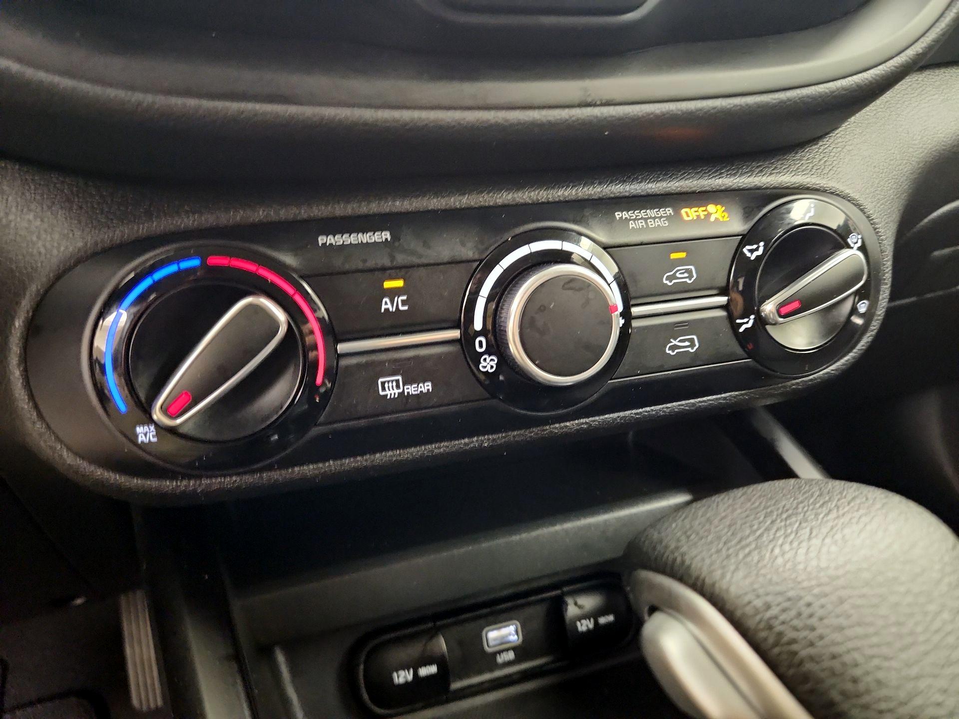 Thumbnail: 2024 Kia Soul - 16