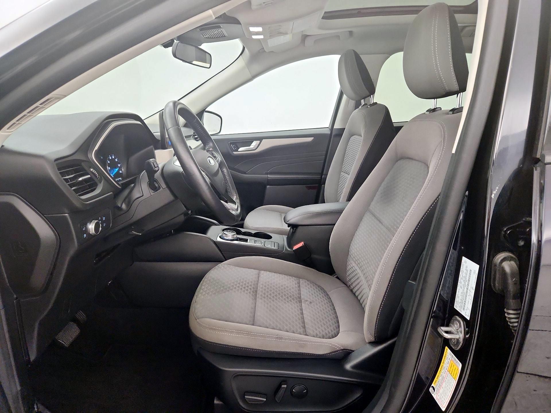 Thumbnail: 2021 Ford Escape - 11
