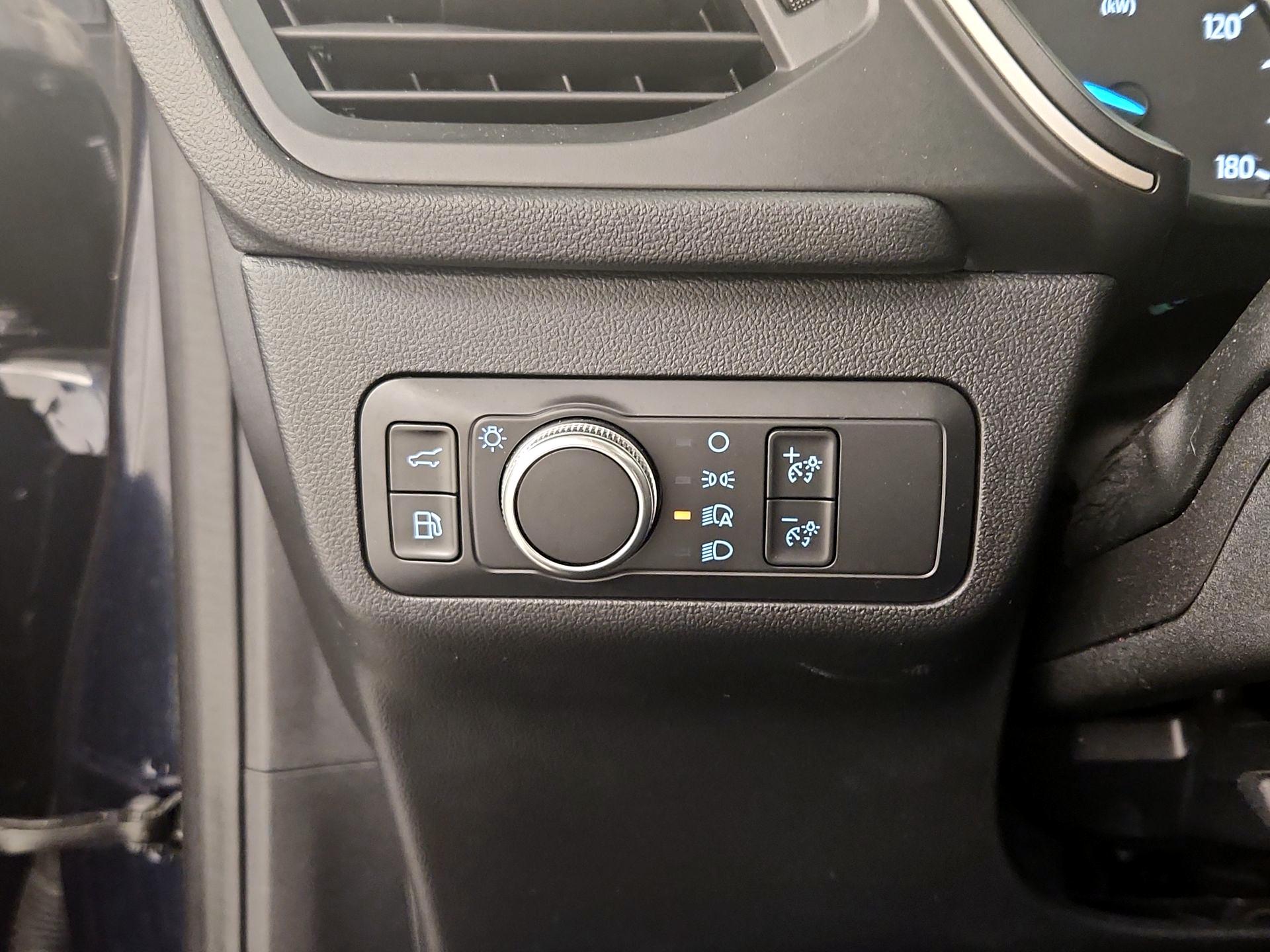 Thumbnail: 2021 Ford Escape - 13