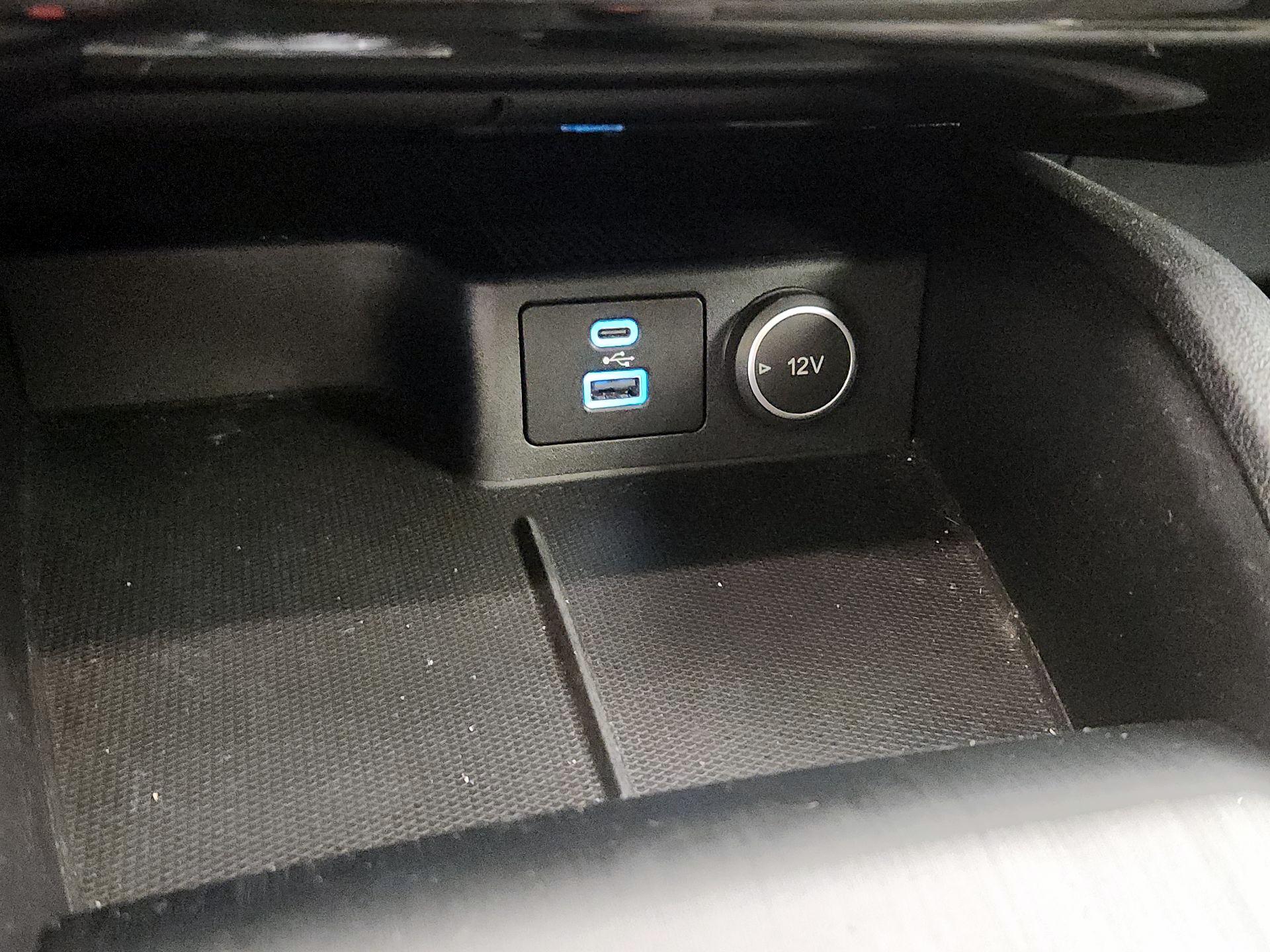 Thumbnail: 2021 Ford Escape - 19