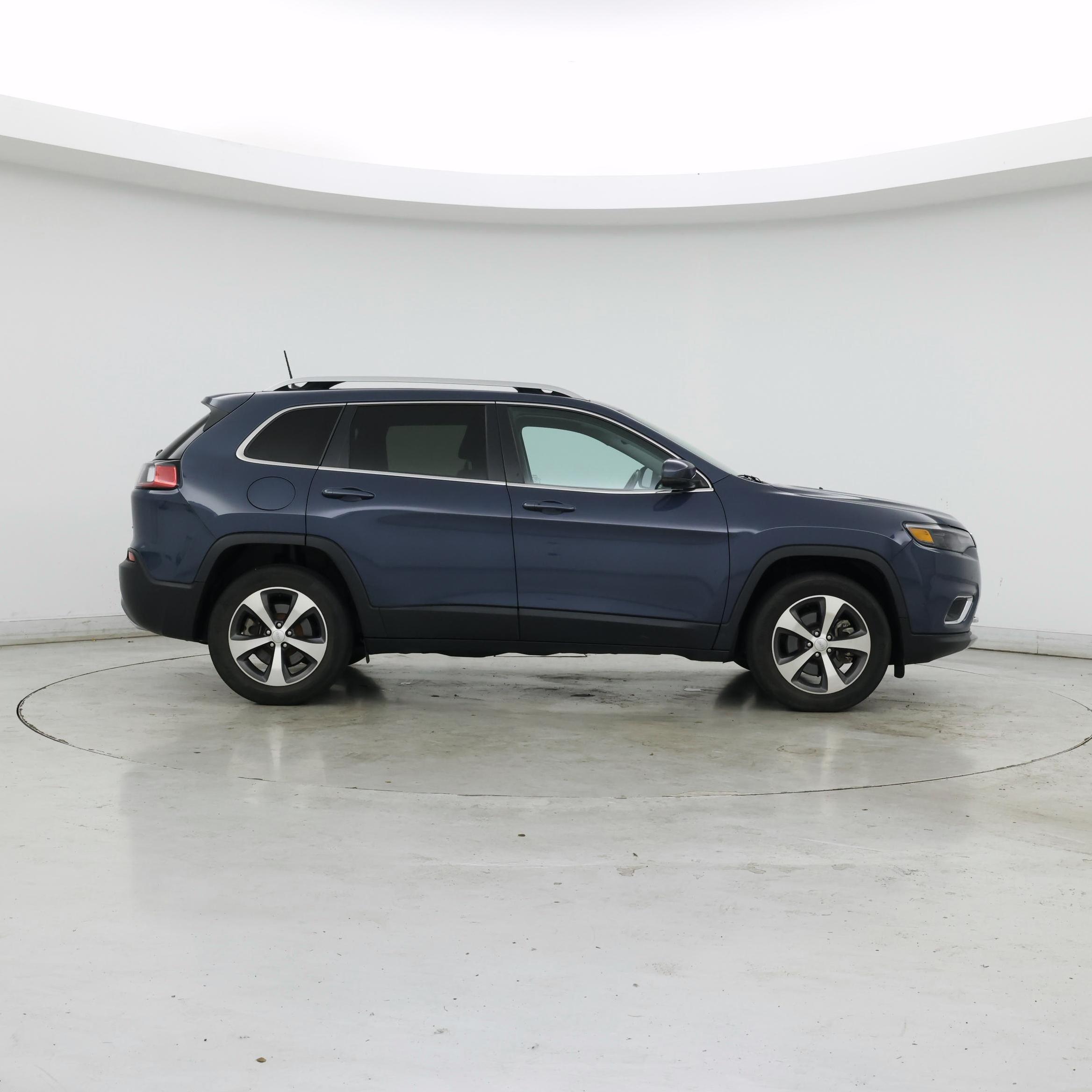 Thumbnail: 2021 Jeep Cherokee - 7