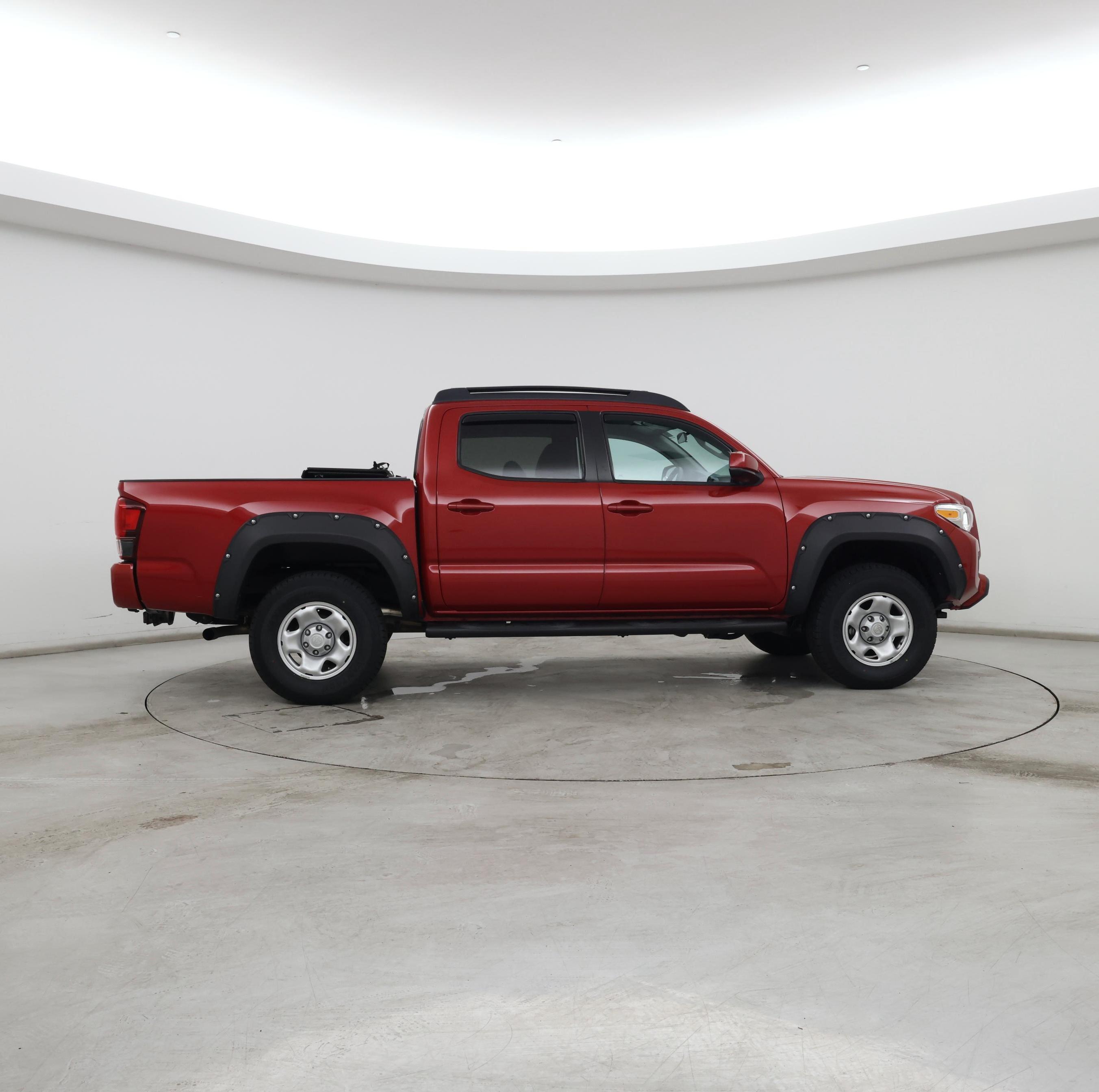 Thumbnail: 2019 Toyota Tacoma - 7
