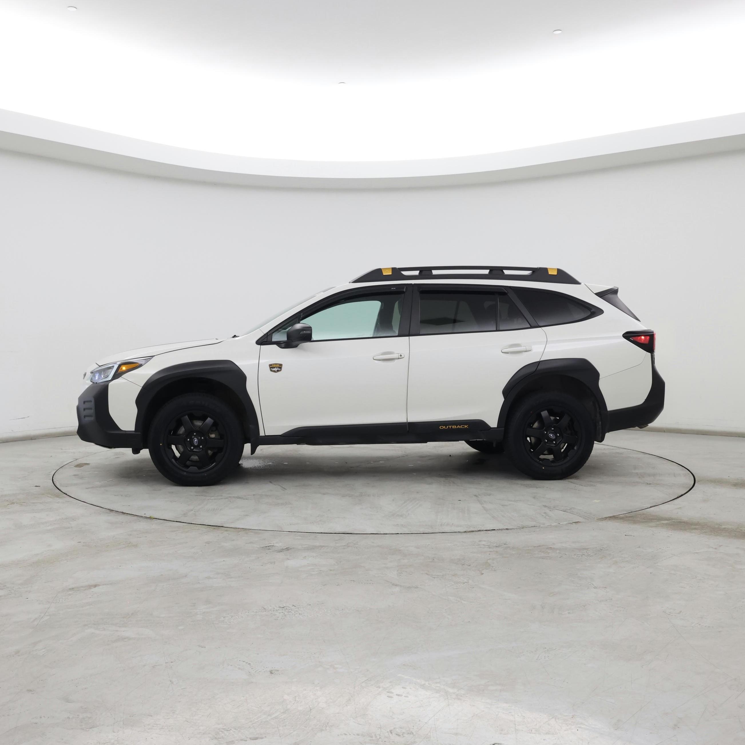 Thumbnail: 2022 Subaru Outback - 3