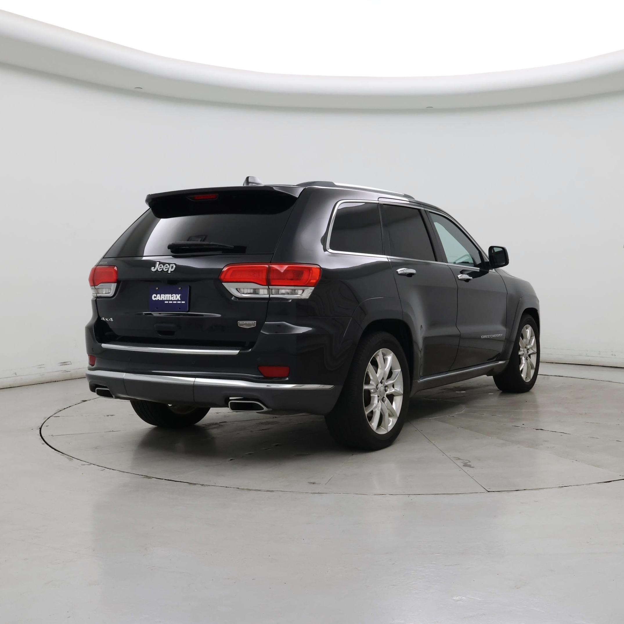 Thumbnail: 2016 Jeep Grand Cherokee - 8
