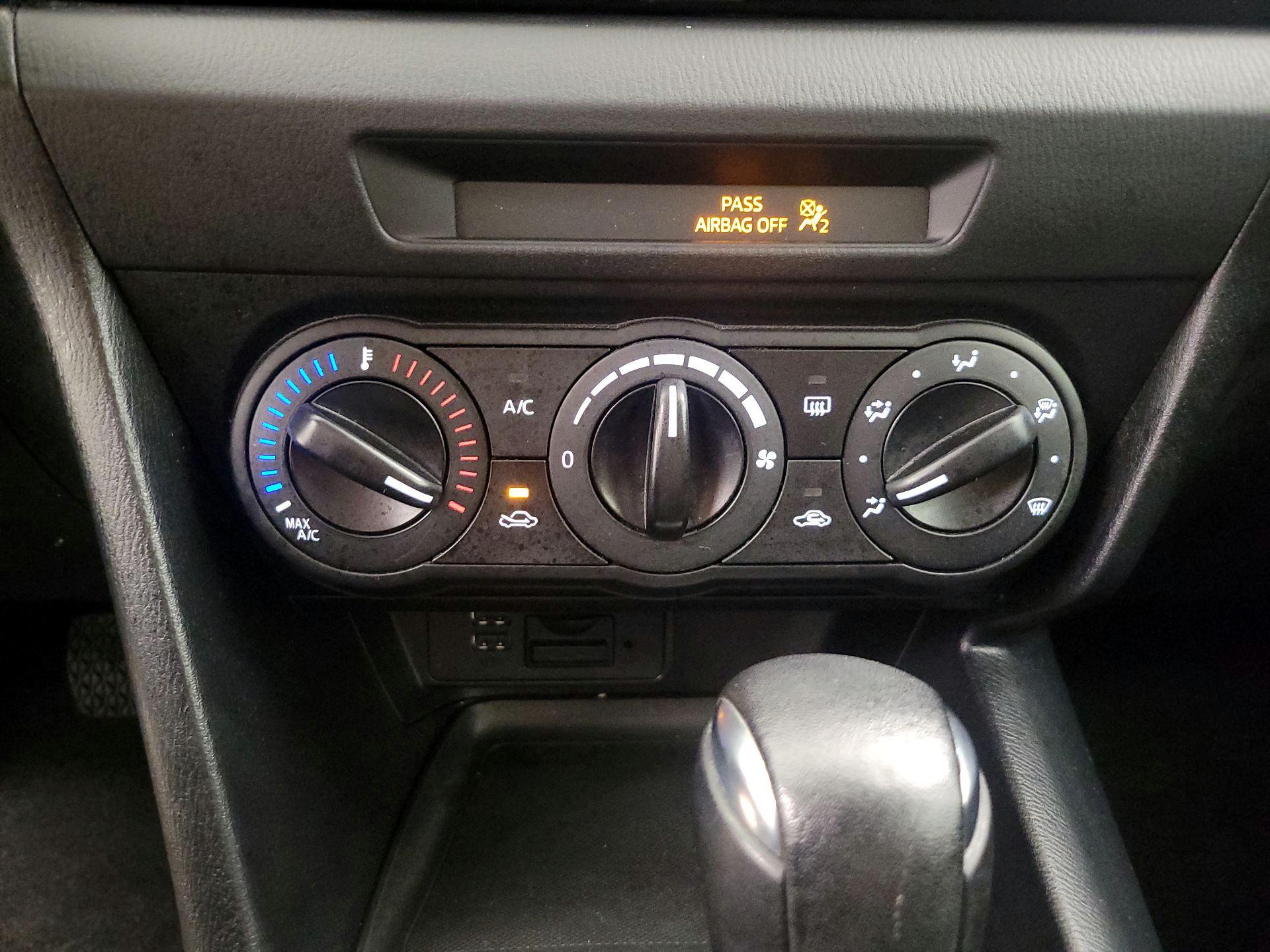 Thumbnail: 2015 Mazda Mazda3 - 15