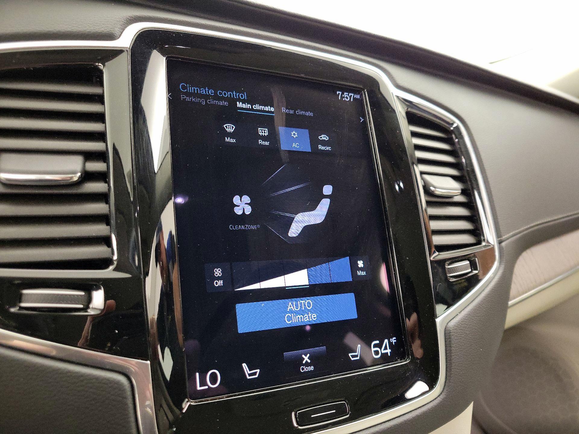 Thumbnail: 2021 Volvo XC90 - 17
