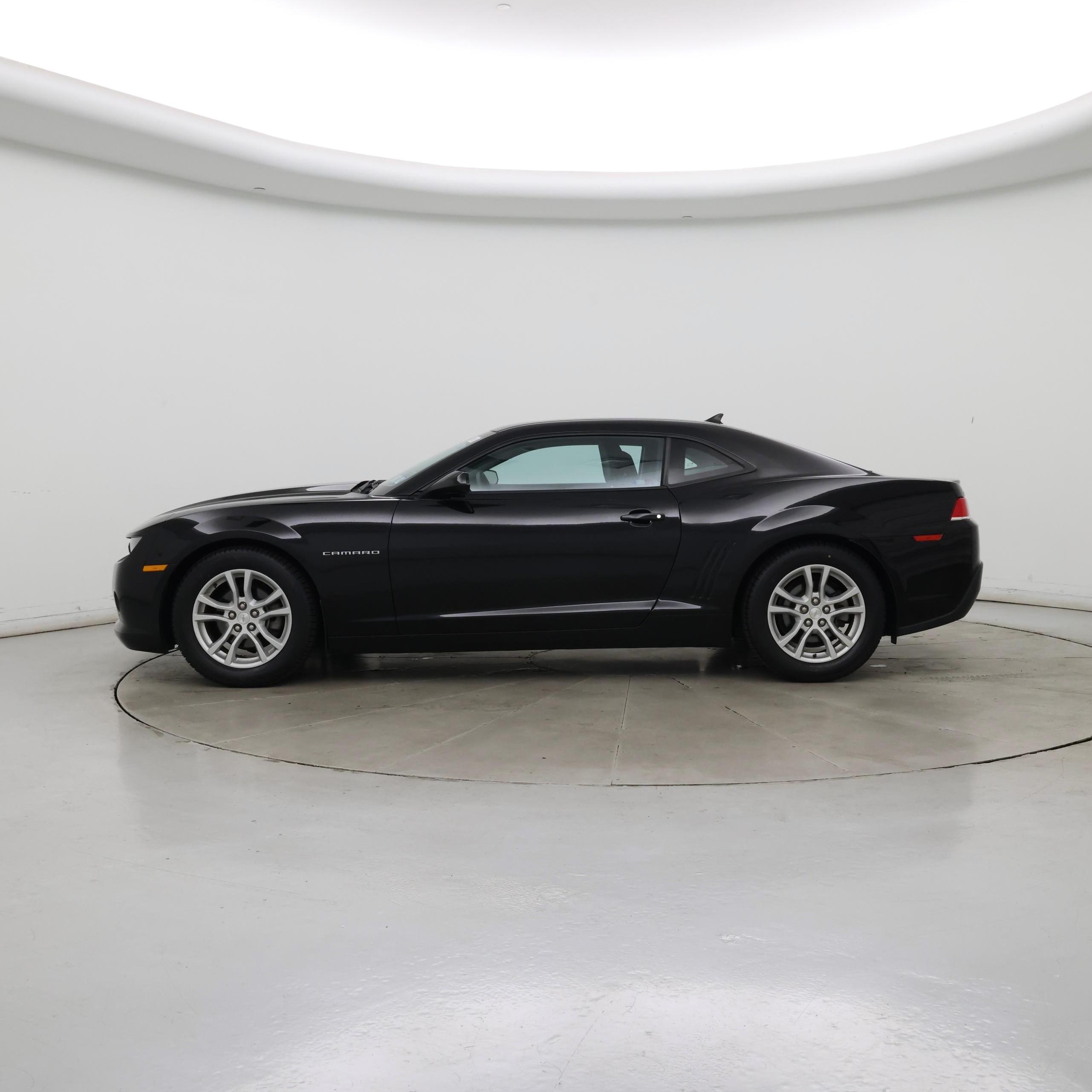 Thumbnail: 2015 Chevrolet Camaro - 3