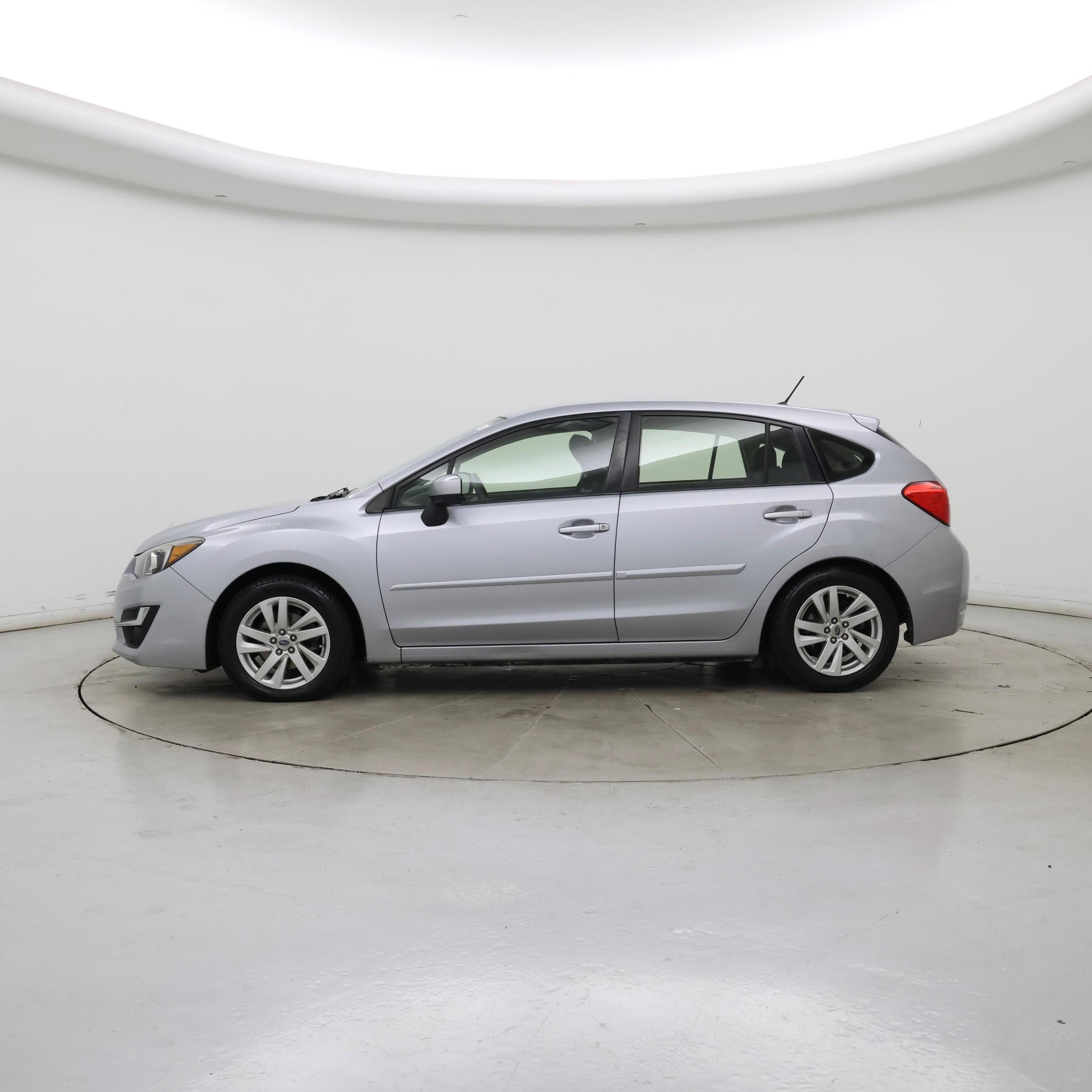 Thumbnail: 2016 Subaru Impreza - 3