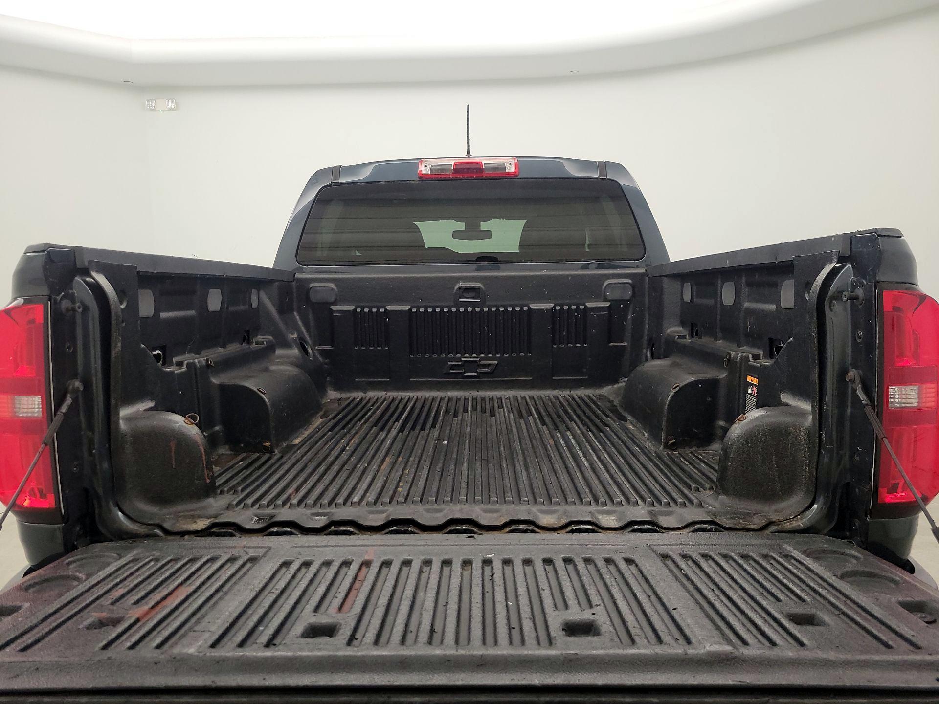 Thumbnail: 2018 Chevrolet Colorado - 20