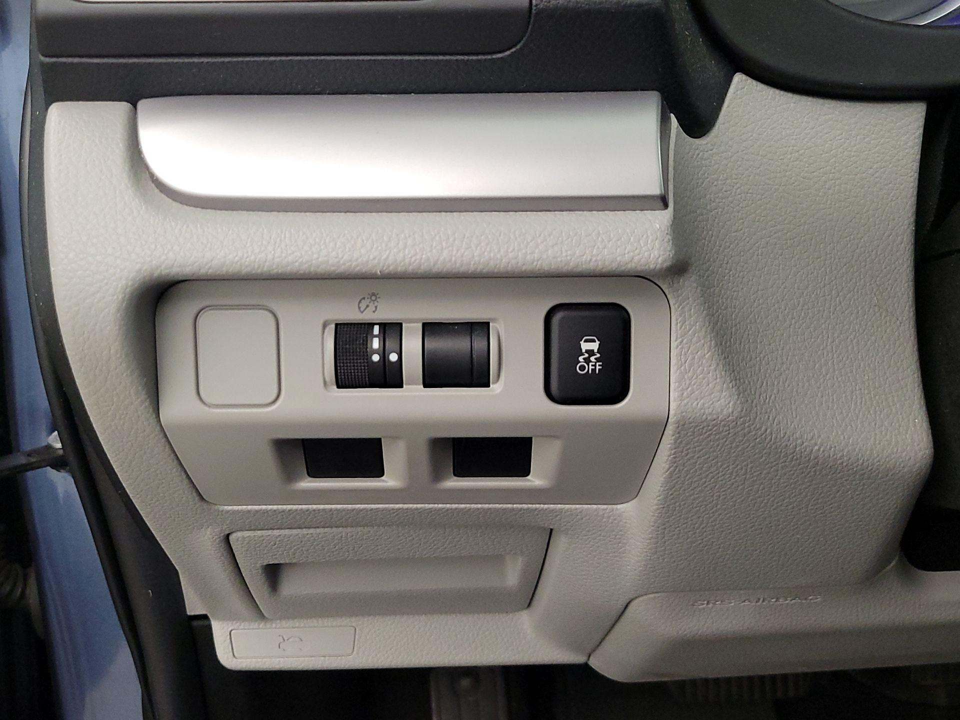 Thumbnail: 2016 Subaru Forester - 13
