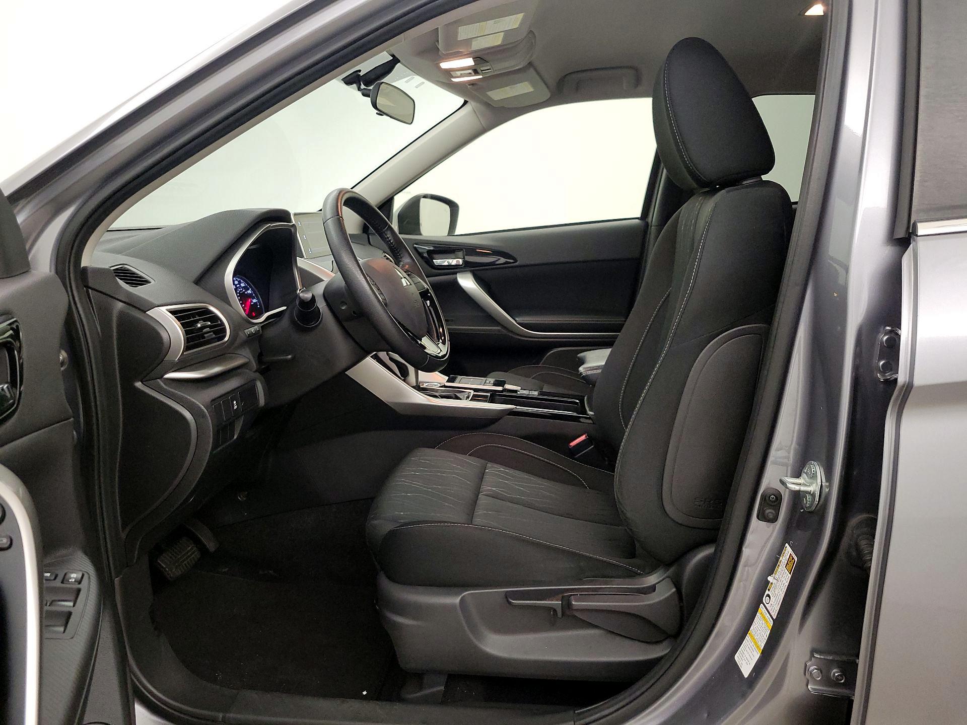 Thumbnail: 2019 Mitsubishi Eclipse Cross - 11