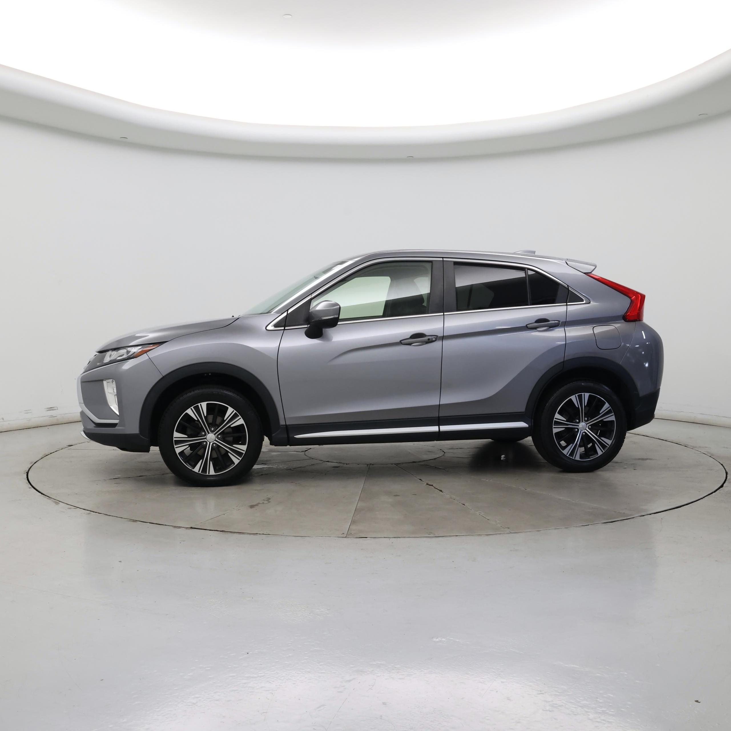 Thumbnail: 2019 Mitsubishi Eclipse Cross - 3