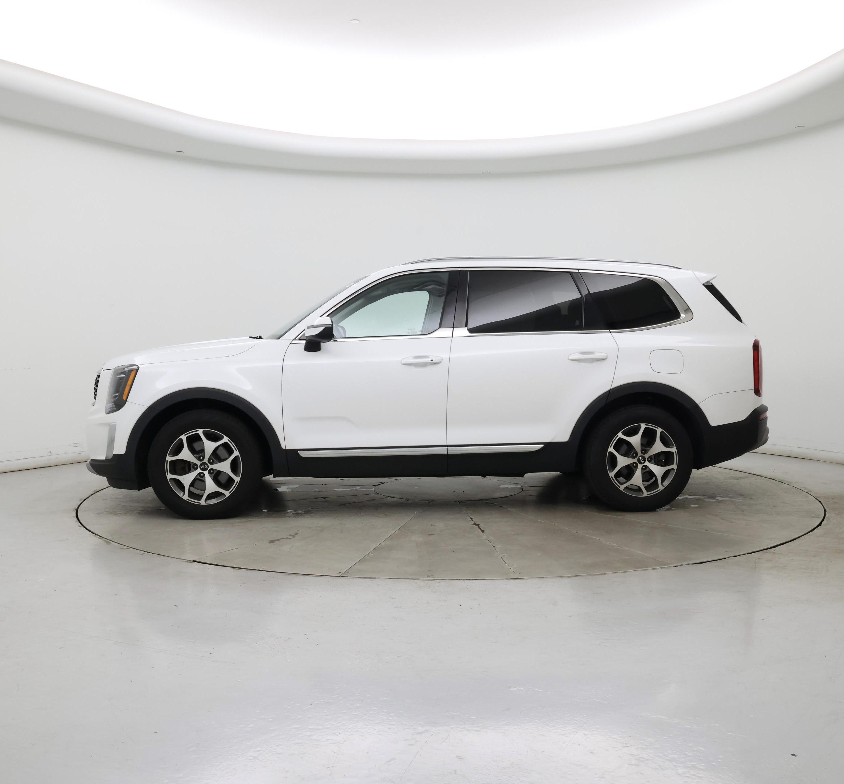 Thumbnail: 2020 Kia Telluride - 3
