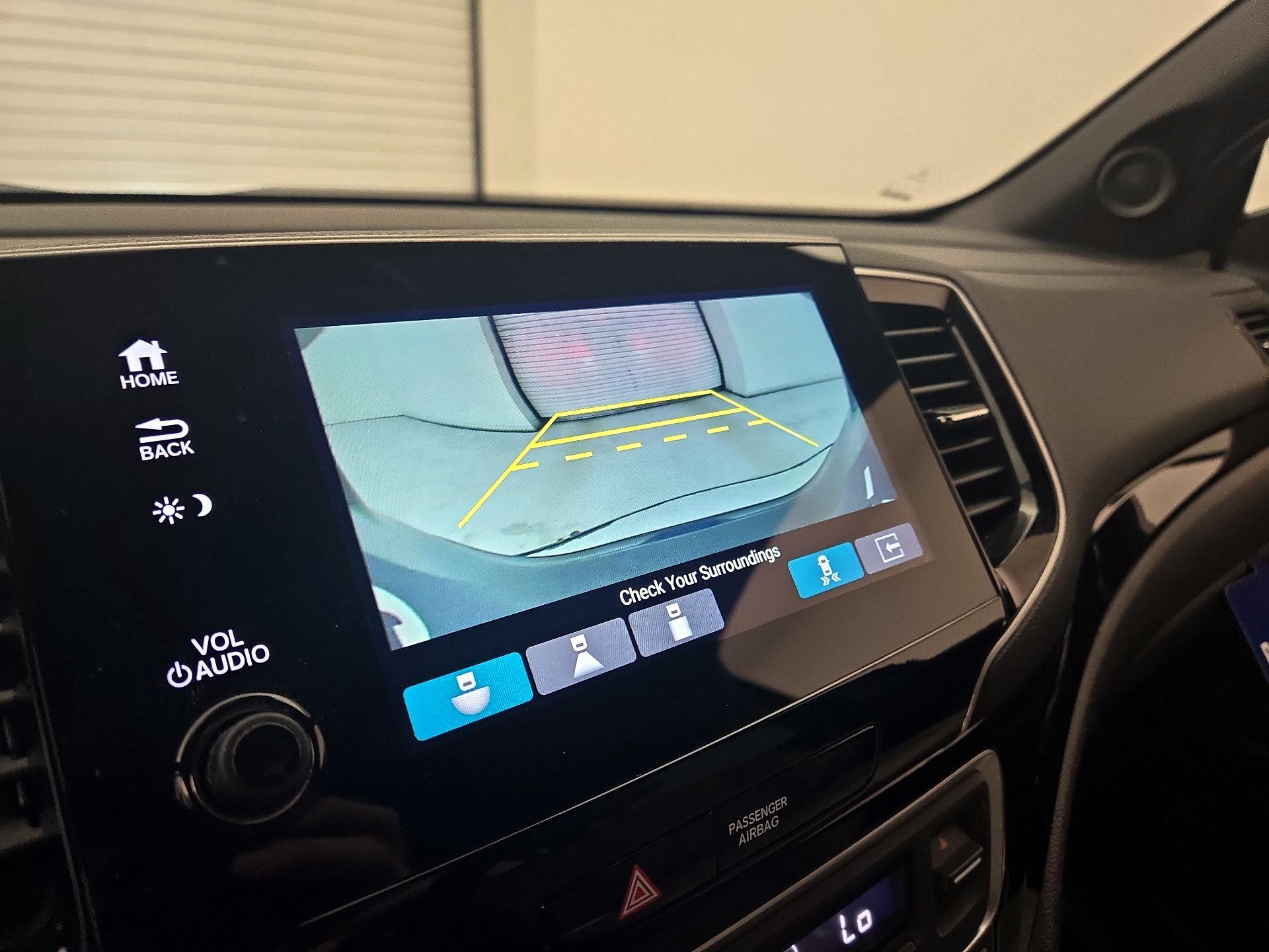 Thumbnail: 2019 Honda Passport - 14