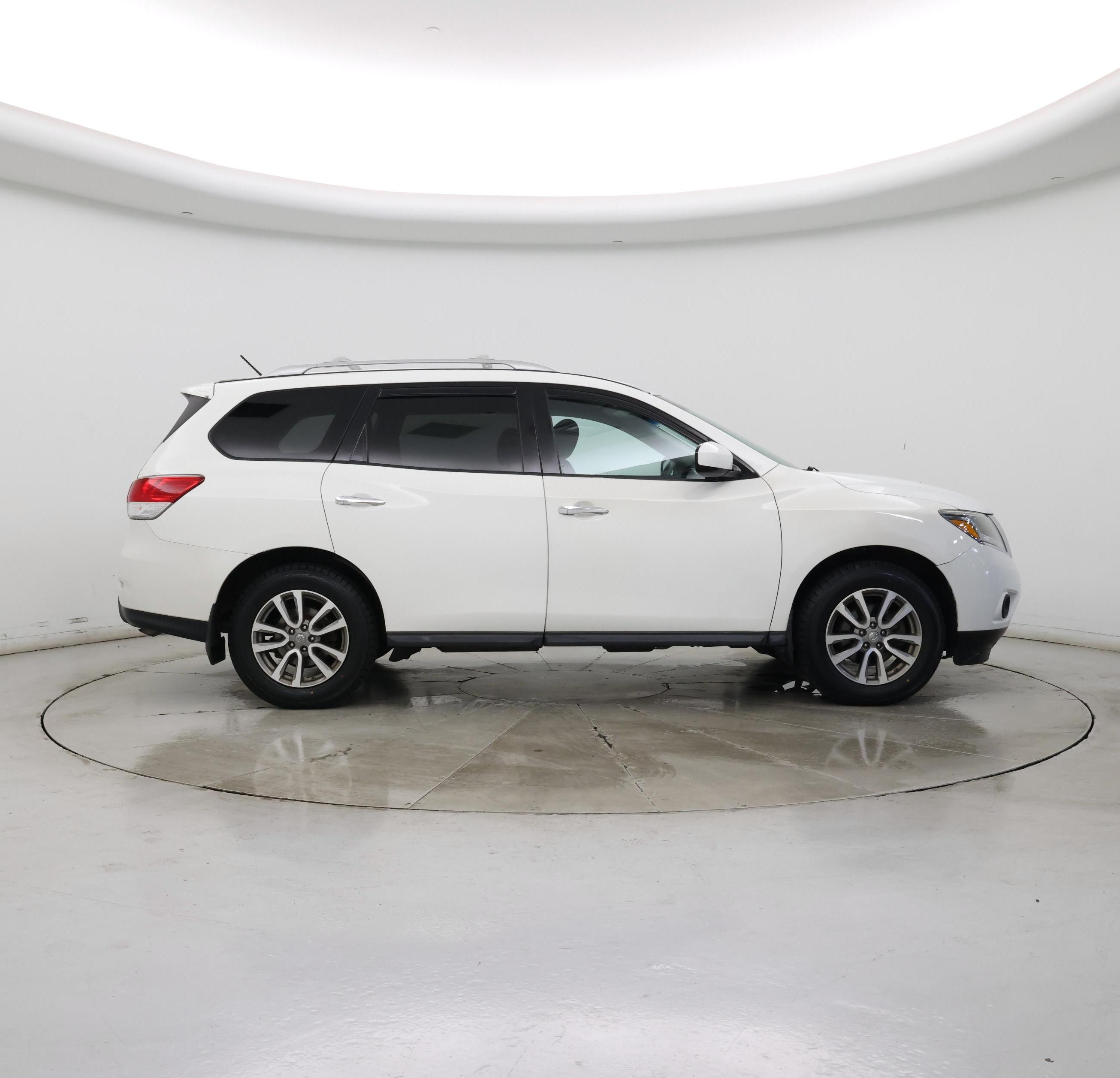 Thumbnail: 2016 Nissan Pathfinder - 7