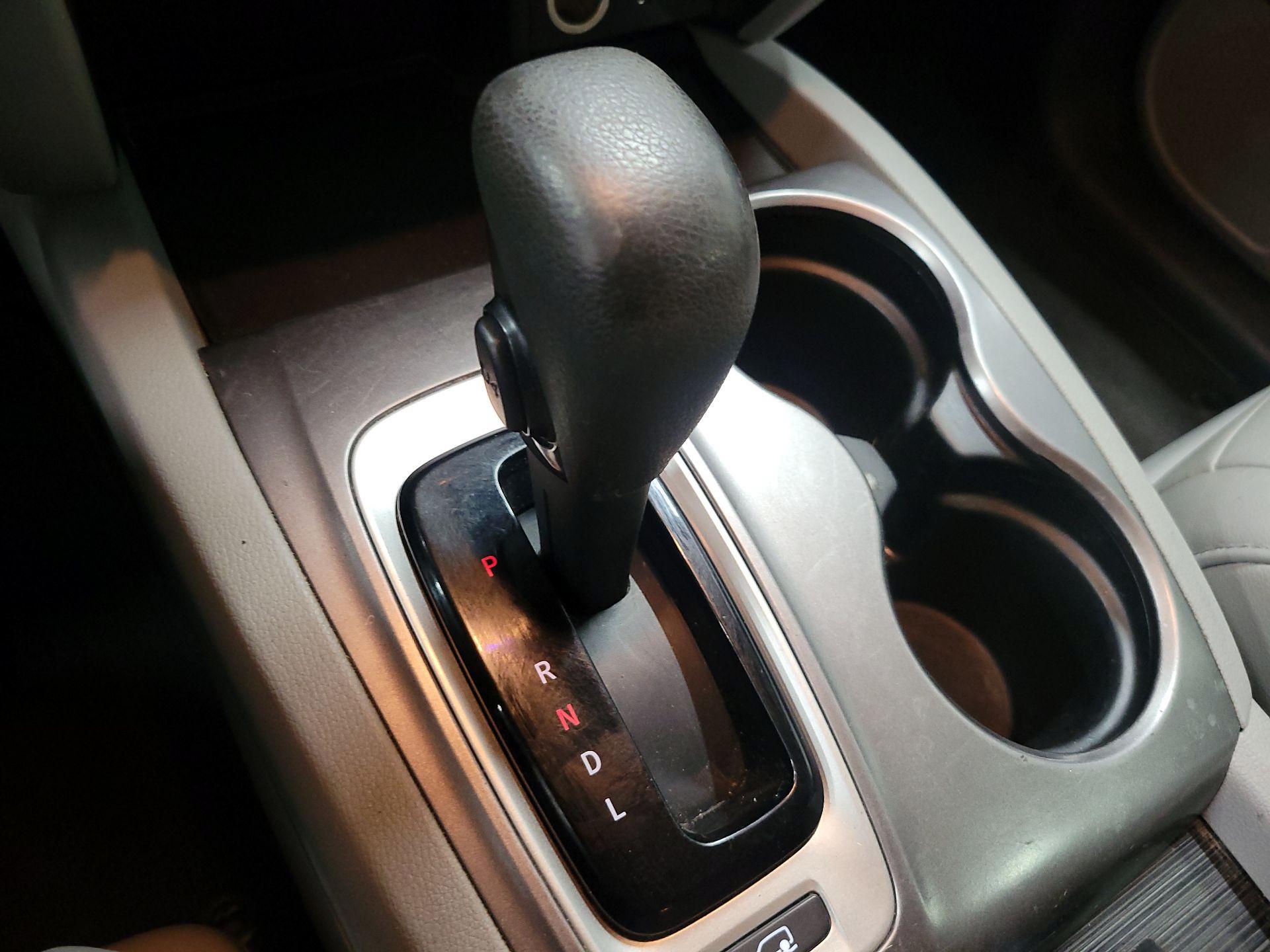 Thumbnail: 2016 Honda Pilot - 17