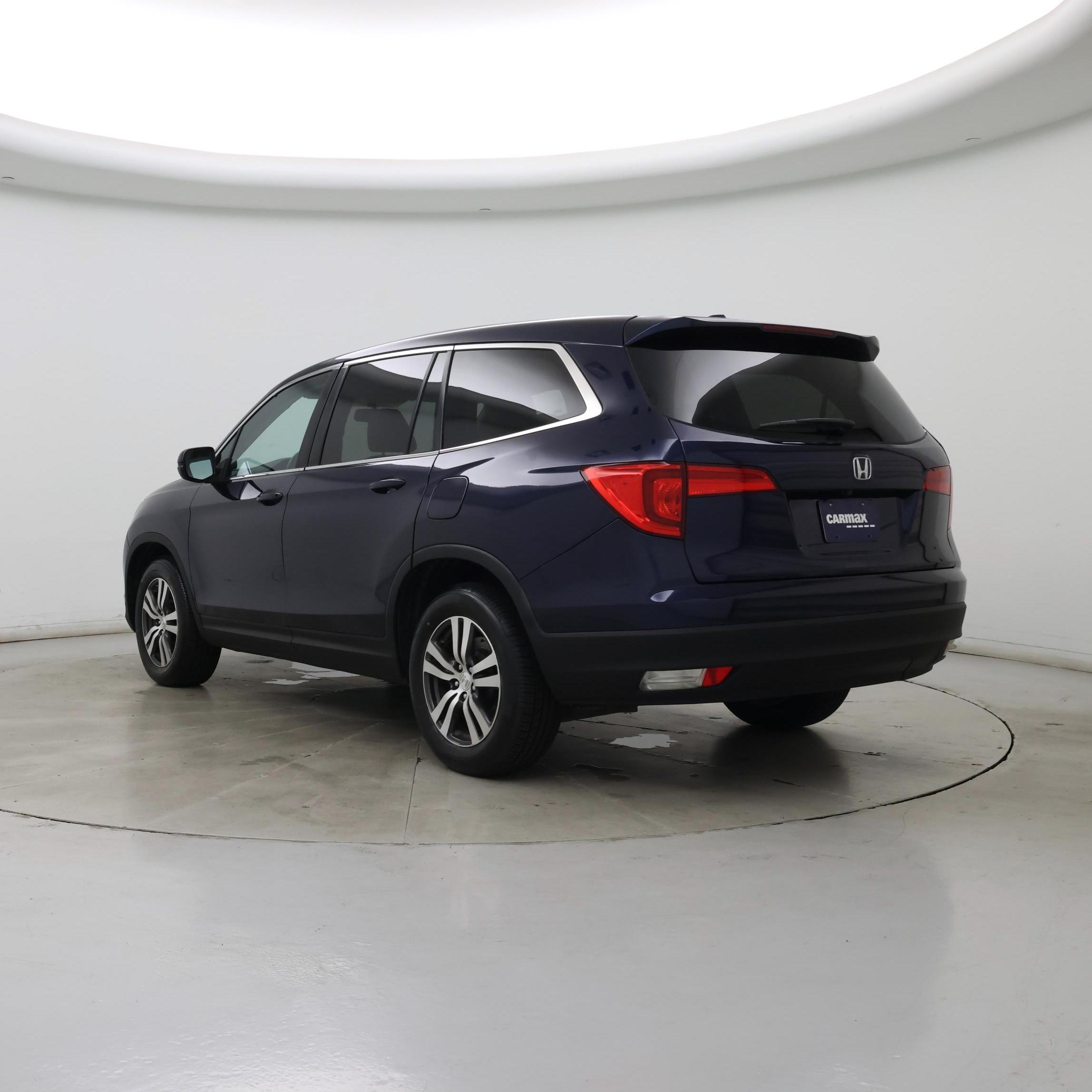 Thumbnail: 2016 Honda Pilot - 2