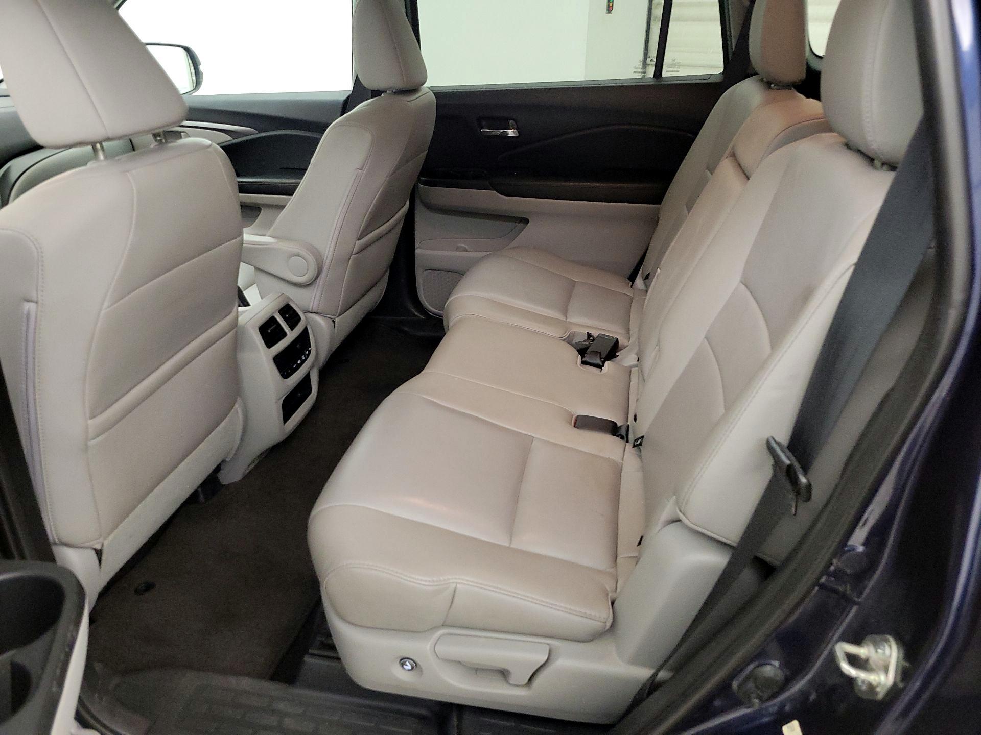 Thumbnail: 2016 Honda Pilot - 20