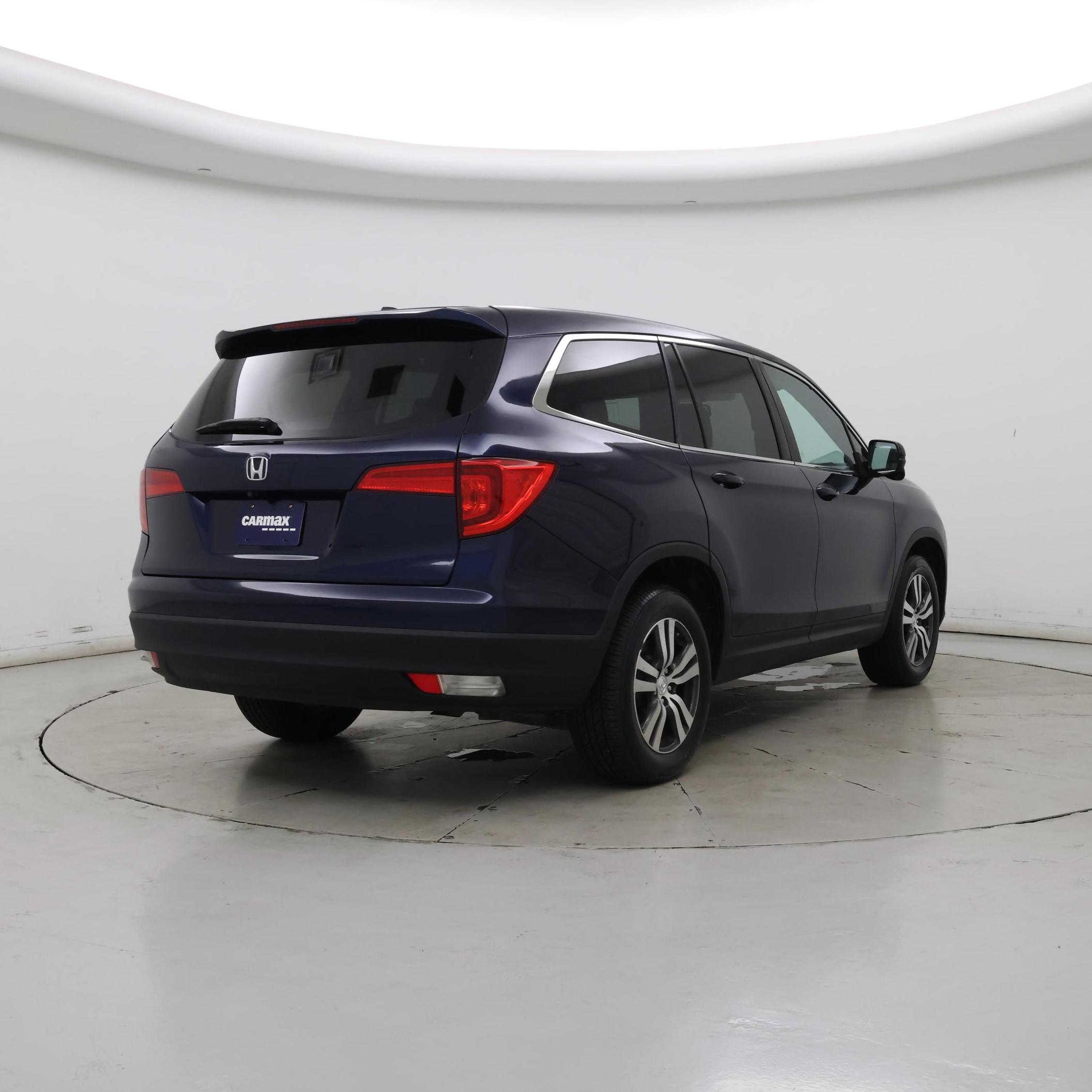 Thumbnail: 2016 Honda Pilot - 8