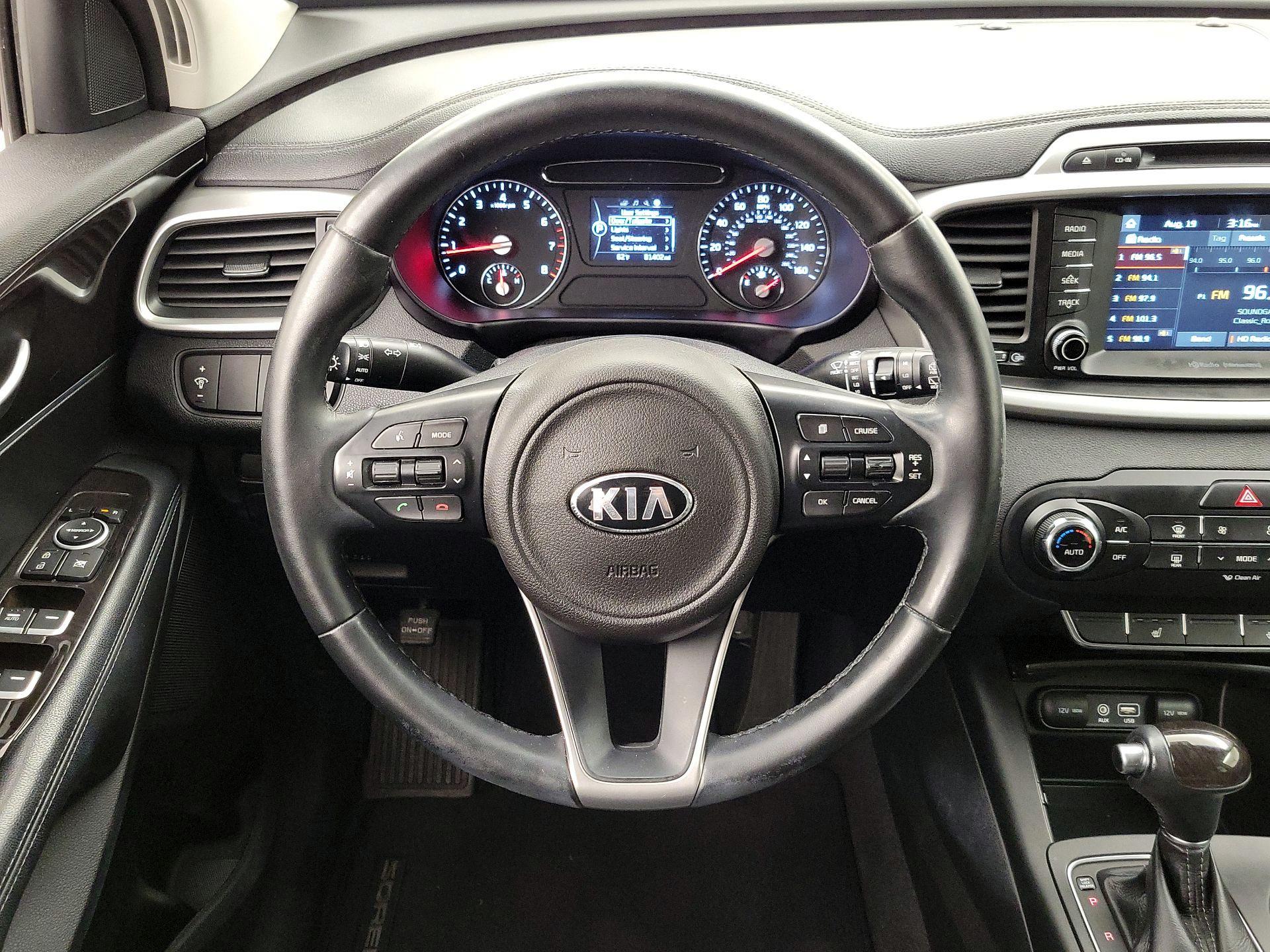 Thumbnail: 2017 Kia Sorento - 10