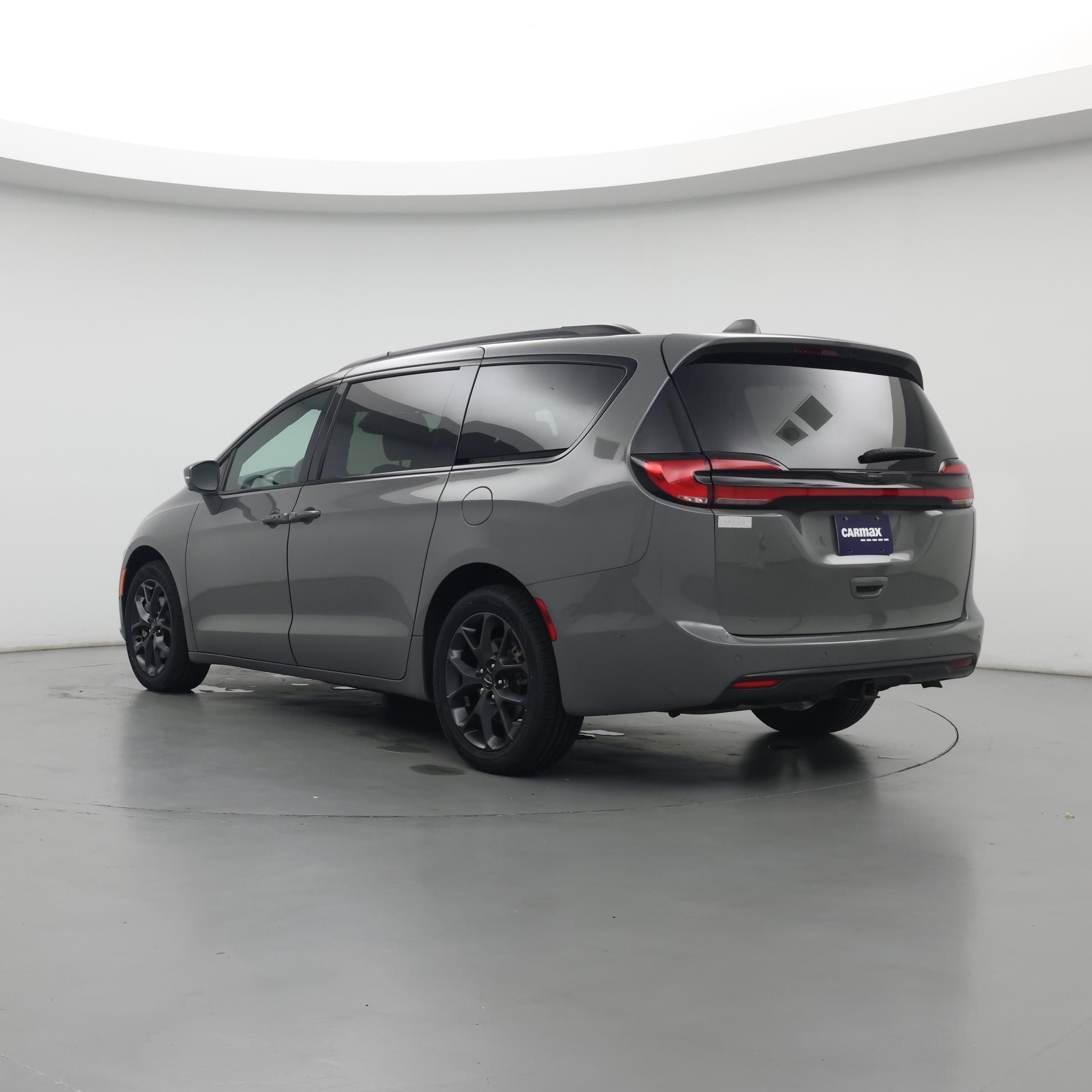 Thumbnail: 2022 Chrysler Pacifica - 2