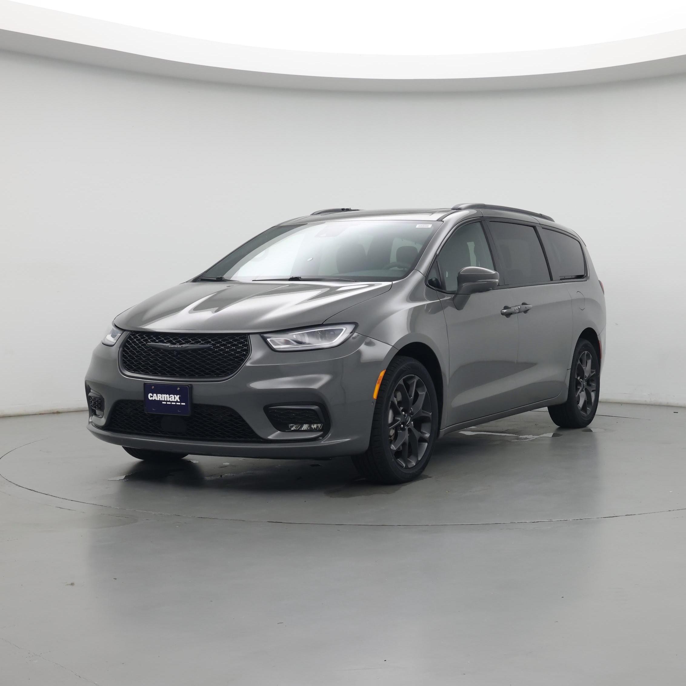 Thumbnail: 2022 Chrysler Pacifica - 4