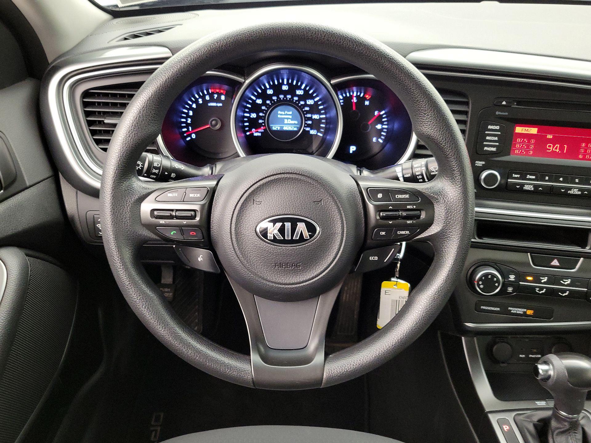Thumbnail: 2015 Kia Optima - 10