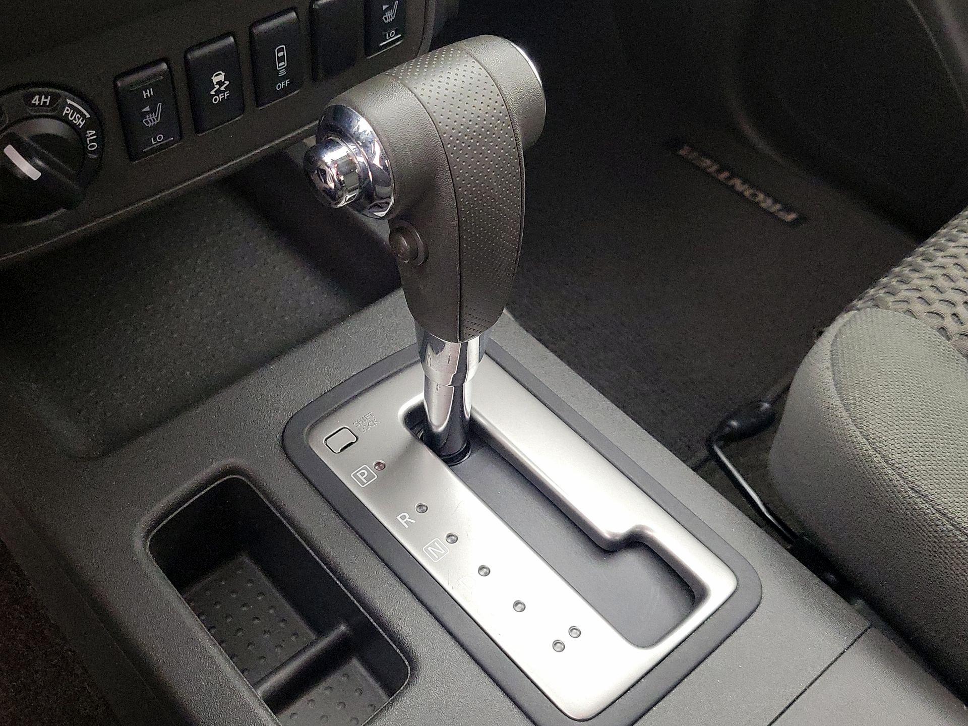 Thumbnail: 2015 Nissan Frontier - 17