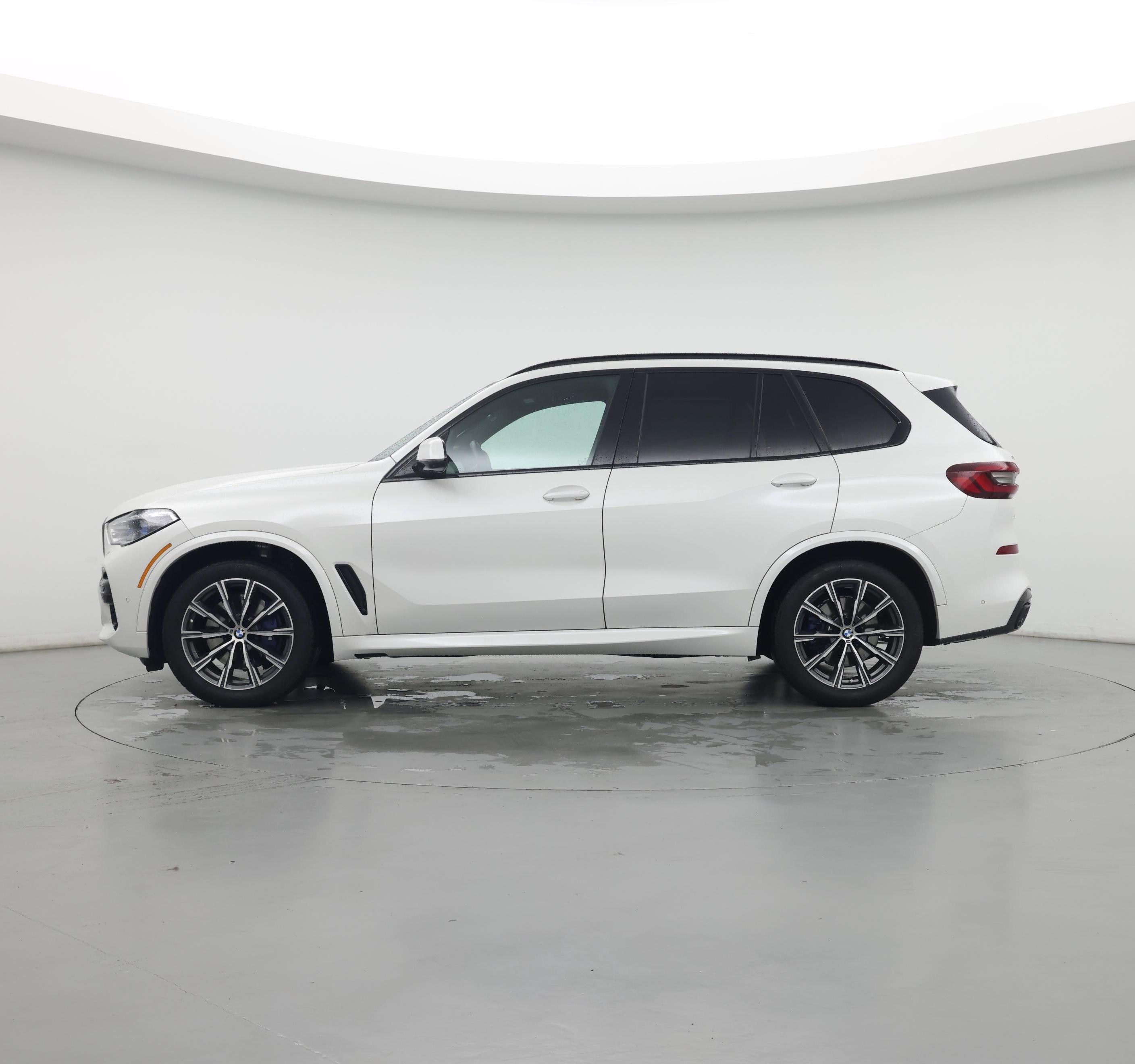 Thumbnail: 2022 BMW X5 - 3