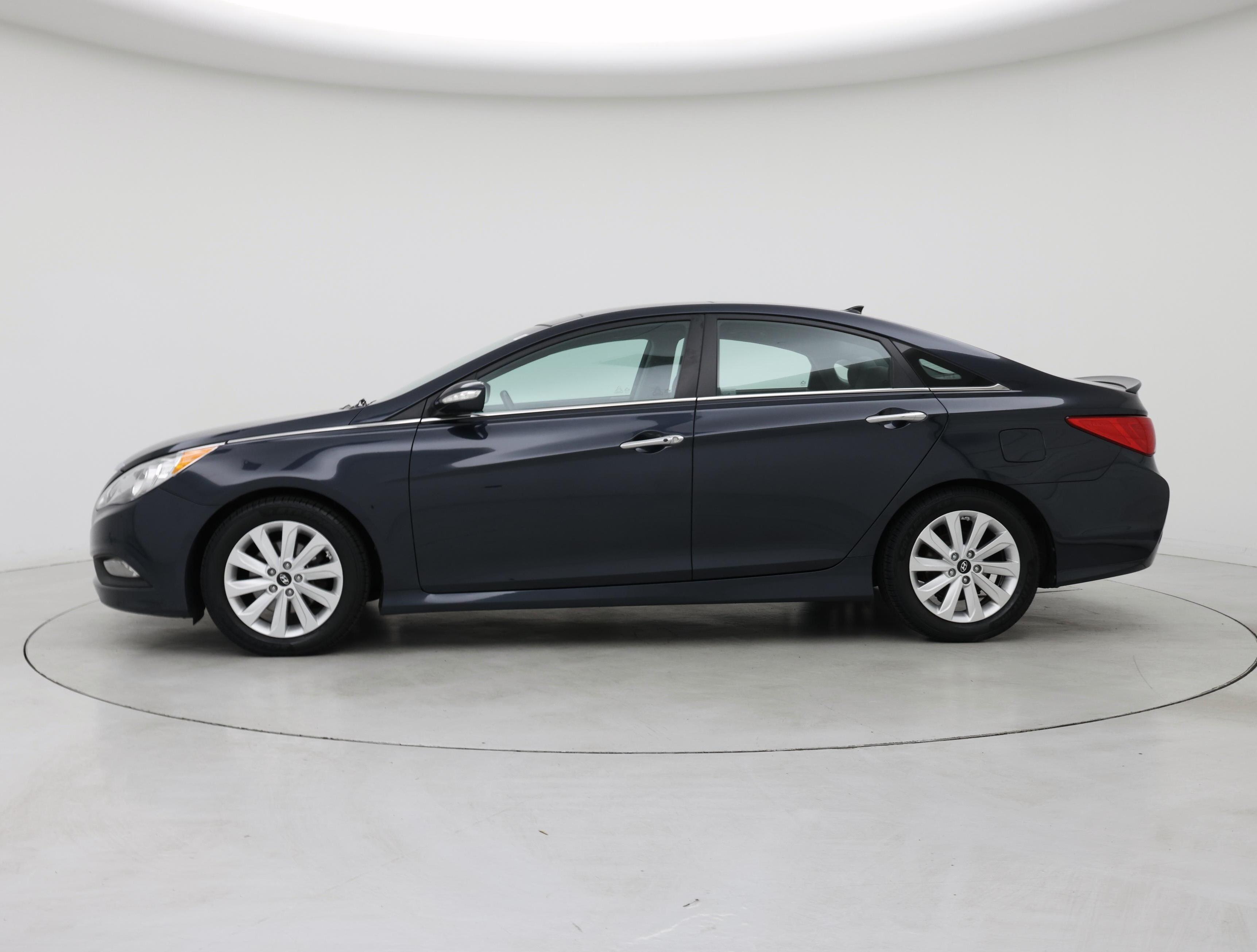 Thumbnail: 2014 Hyundai Sonata - 3