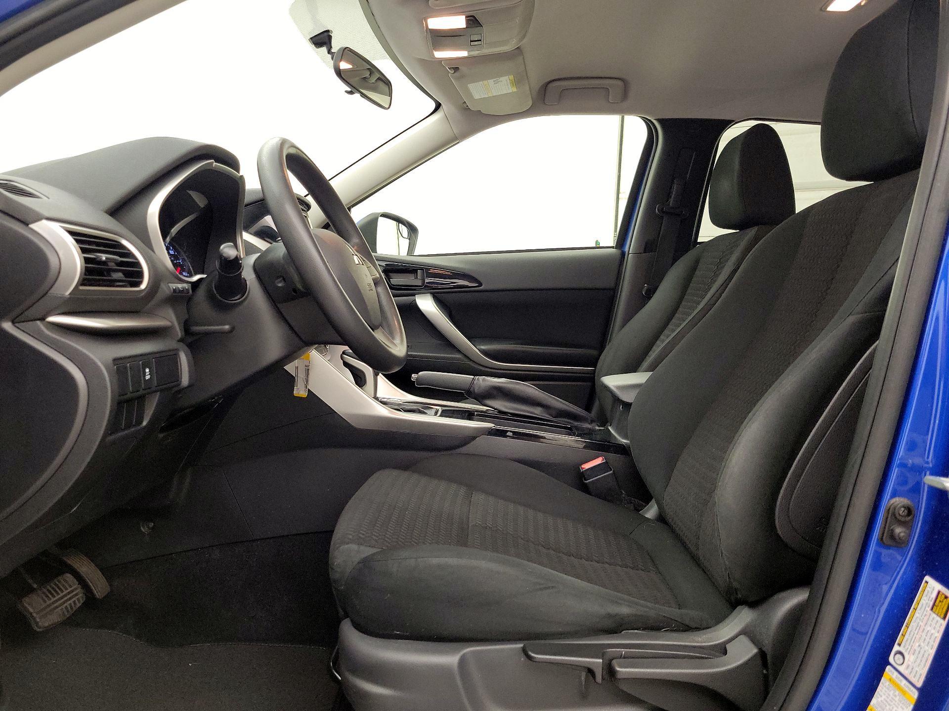 Thumbnail: 2019 Mitsubishi Eclipse Cross - 11
