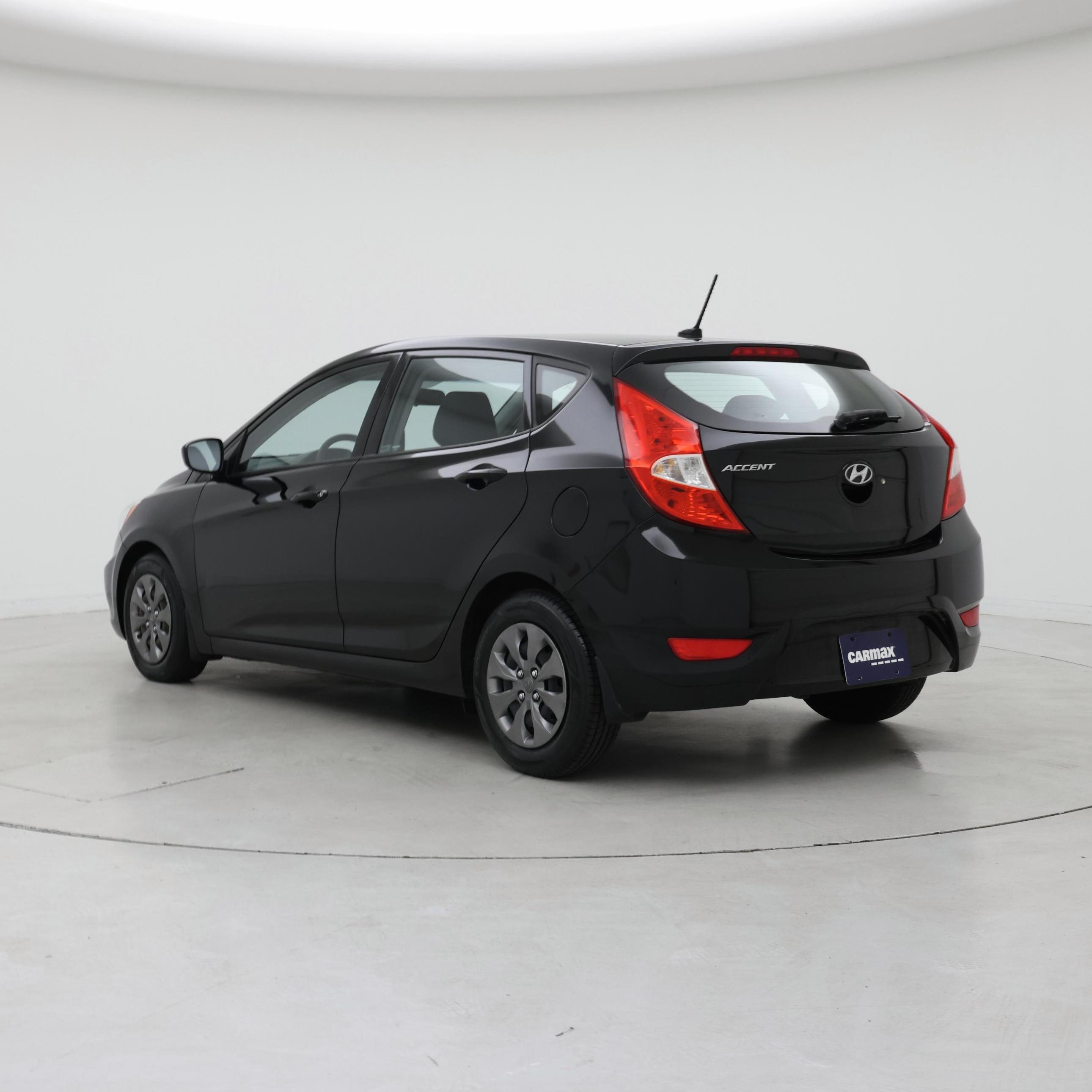 Thumbnail: 2017 Hyundai Accent - 2
