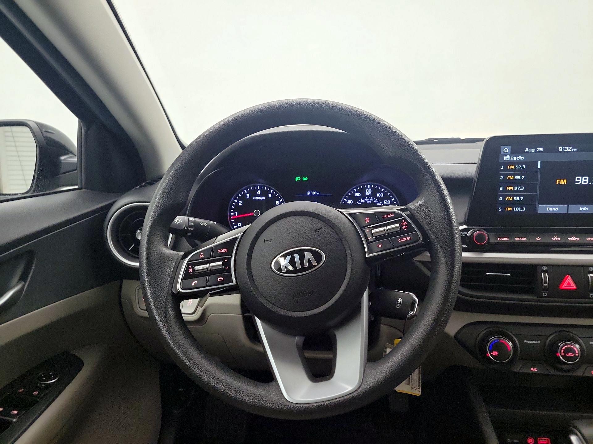Thumbnail: 2021 Kia Forte - 10