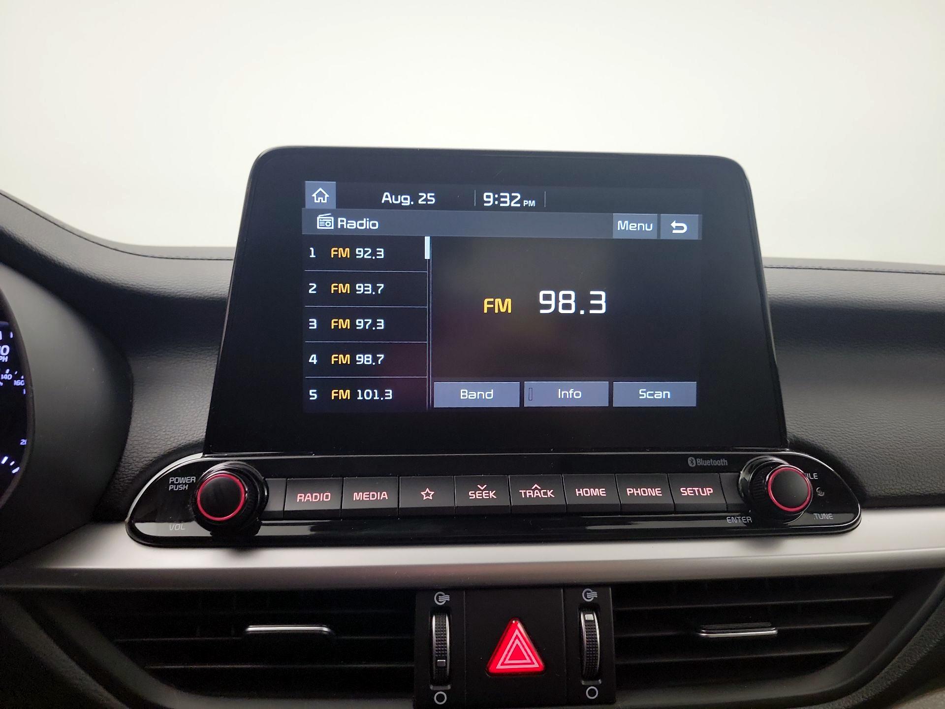 Thumbnail: 2021 Kia Forte - 15