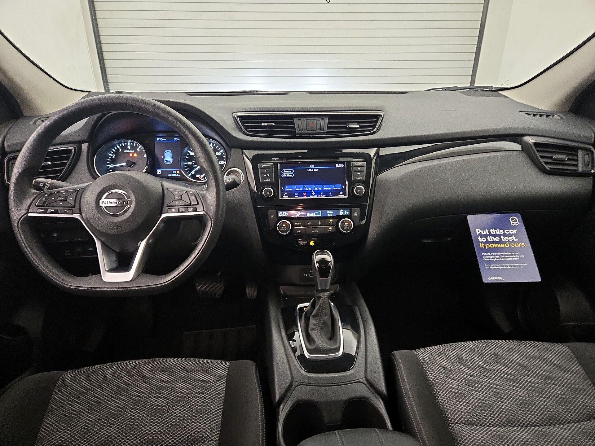 Thumbnail: 2020 Nissan Rogue Sport - 9