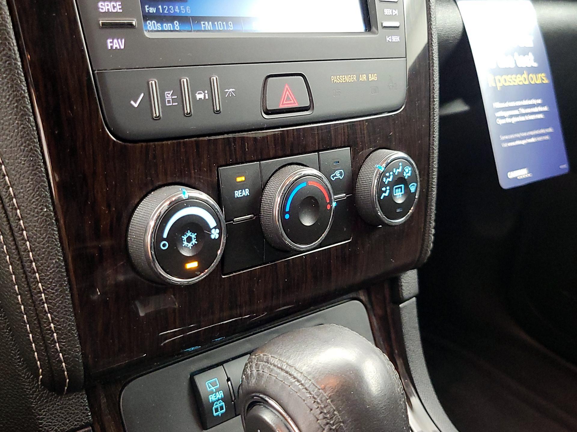 Thumbnail: 2017 Chevrolet Traverse - 16