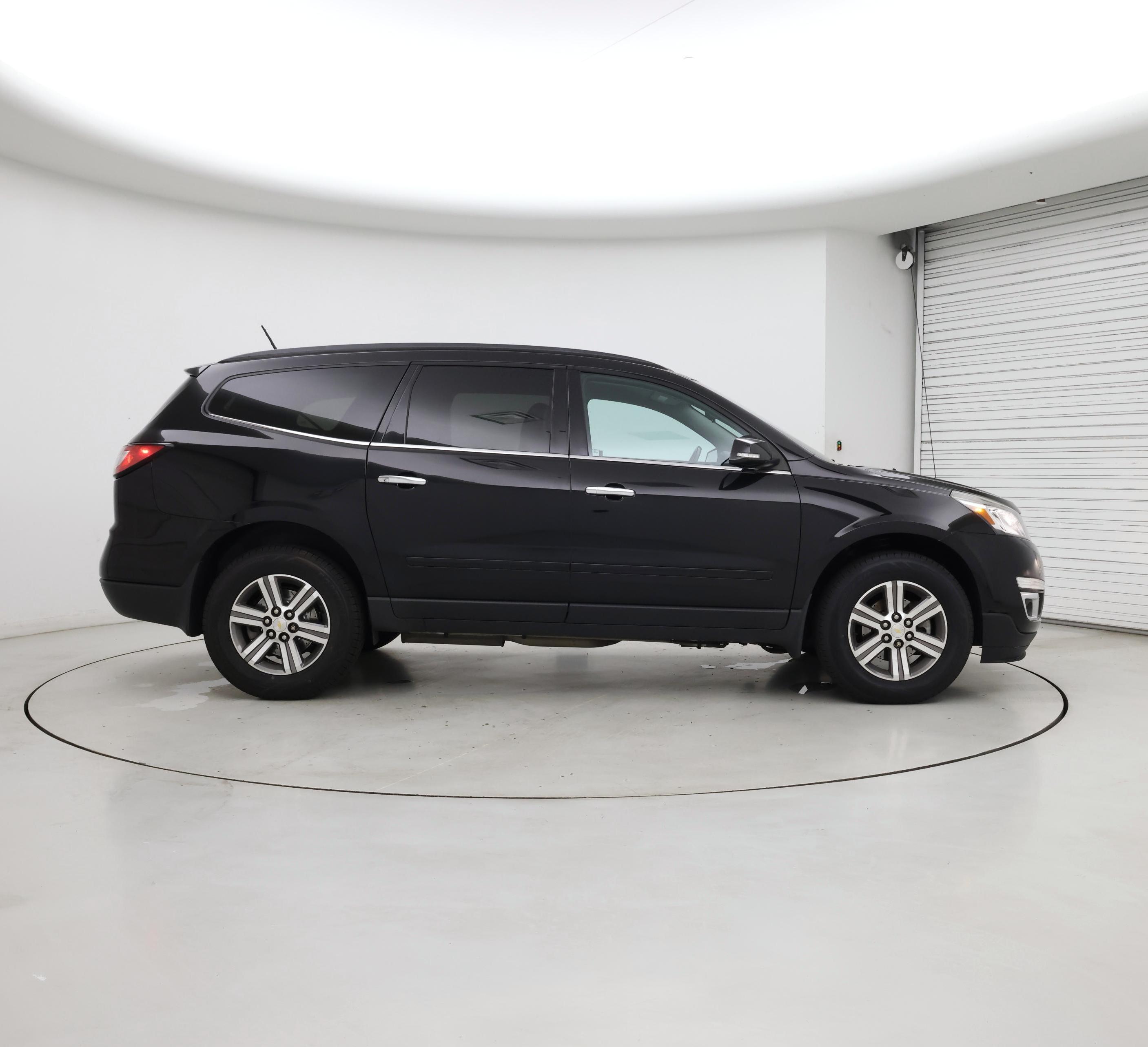 Thumbnail: 2017 Chevrolet Traverse - 7