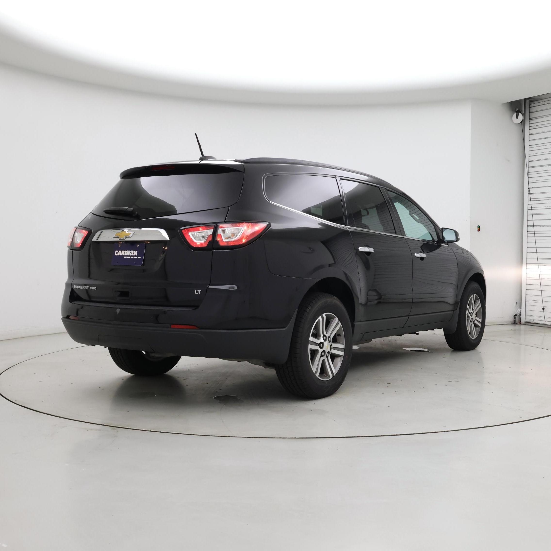 Thumbnail: 2017 Chevrolet Traverse - 8