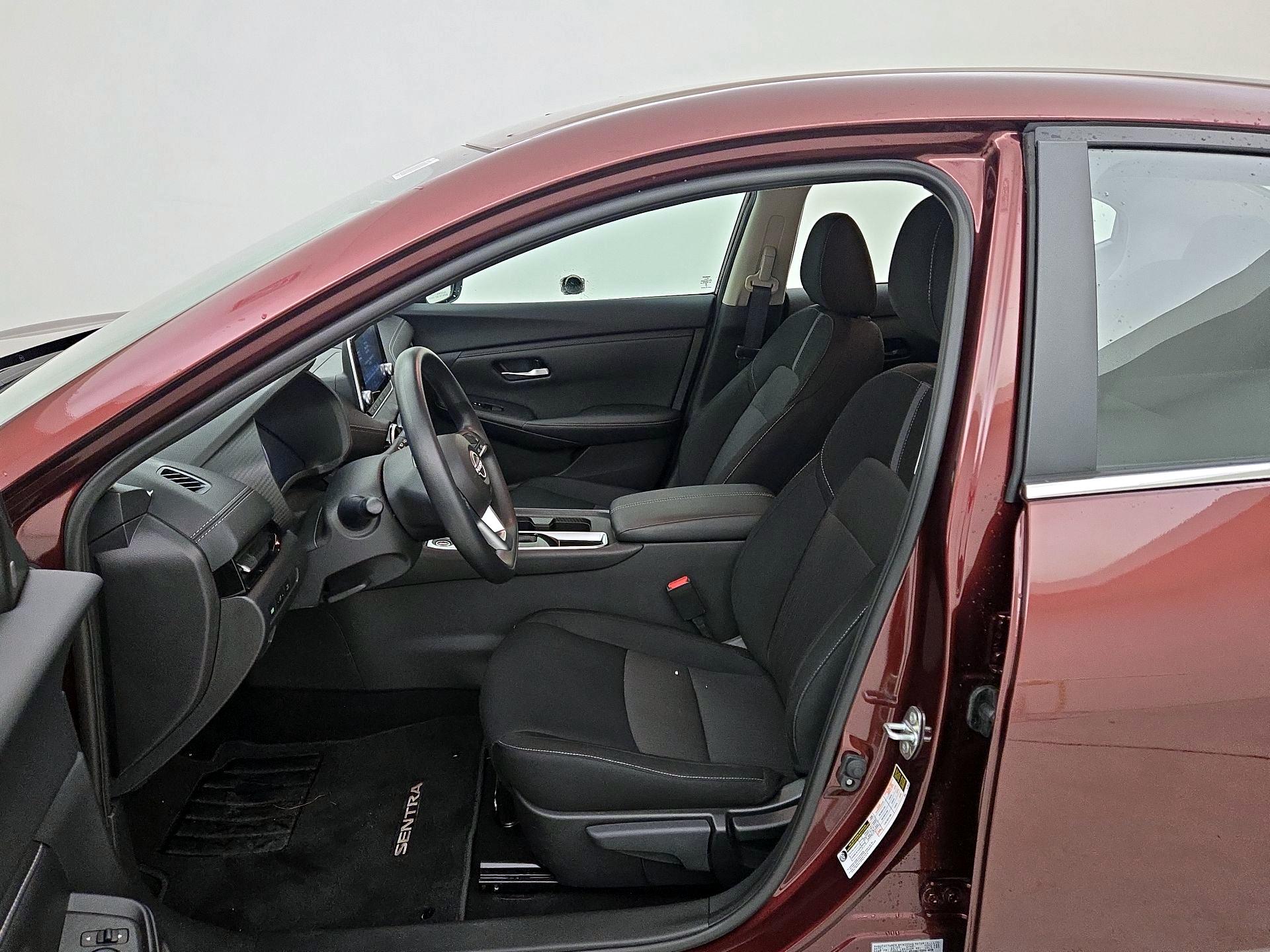 Thumbnail: 2024 Nissan Sentra - 11