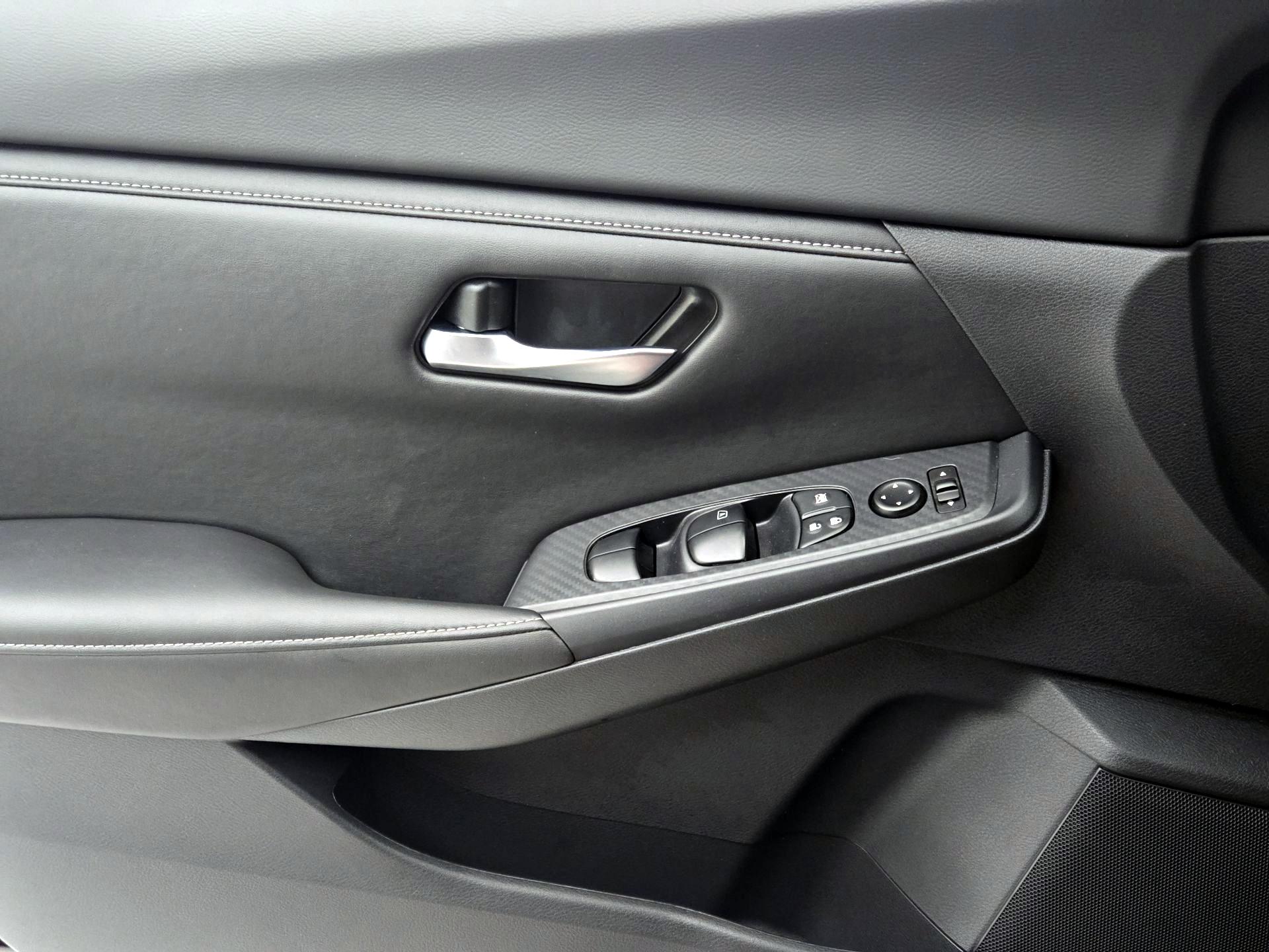 Thumbnail: 2024 Nissan Sentra - 12