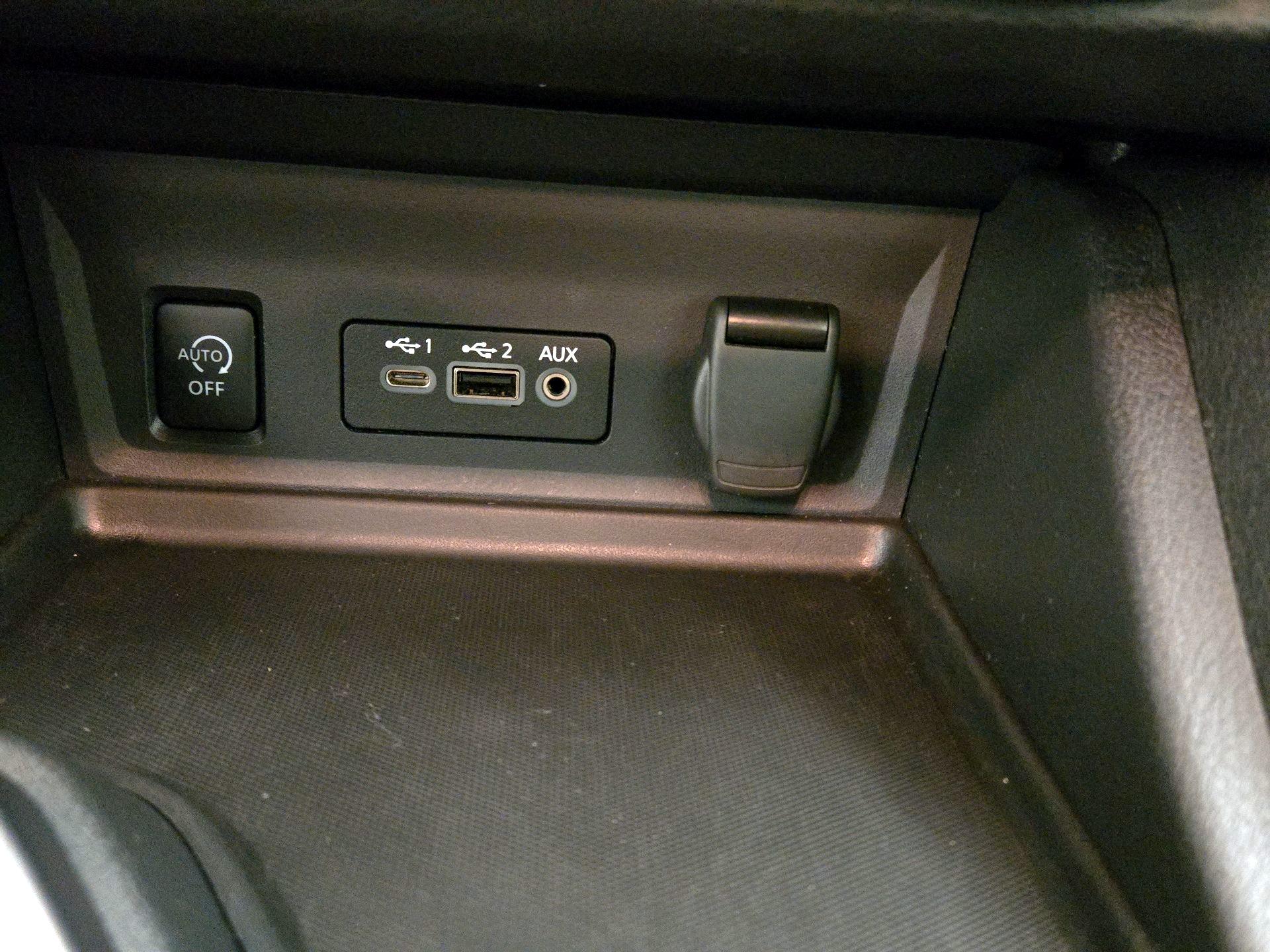 Thumbnail: 2024 Nissan Sentra - 17