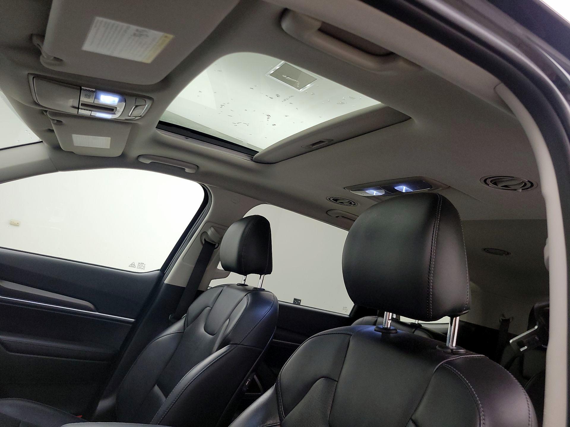 Thumbnail: 2020 Kia Telluride - 19