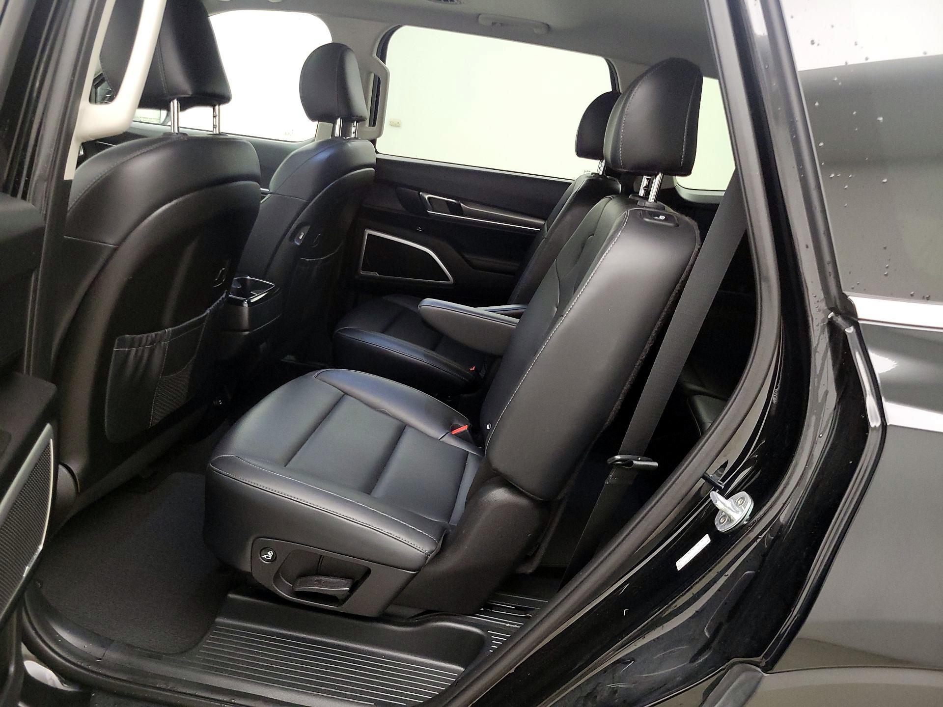 Thumbnail: 2020 Kia Telluride - 20