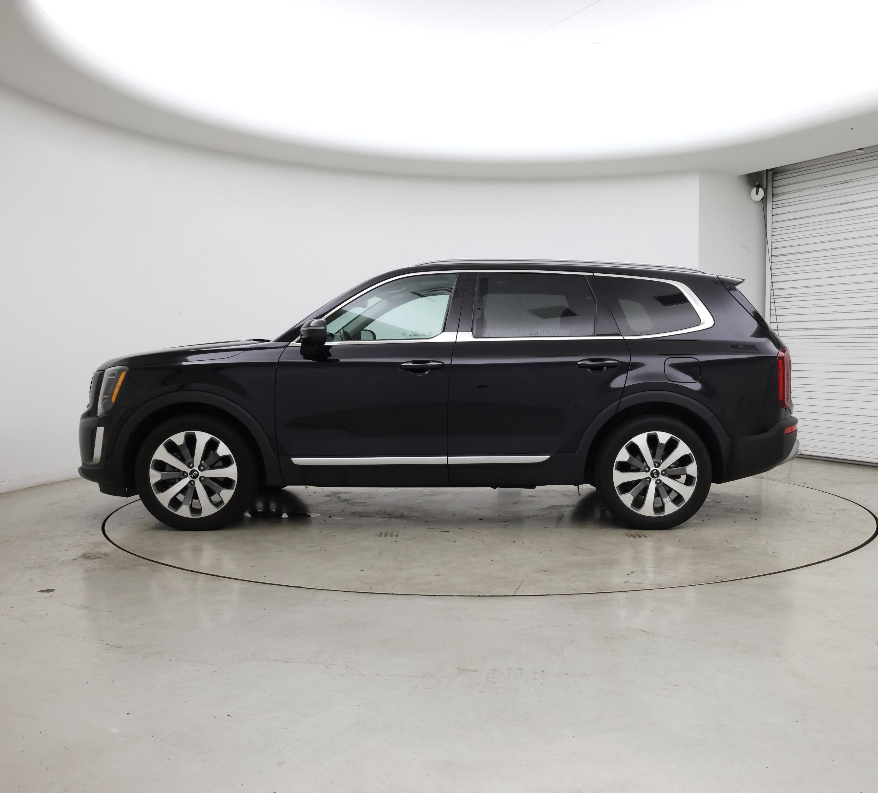 Thumbnail: 2020 Kia Telluride - 3