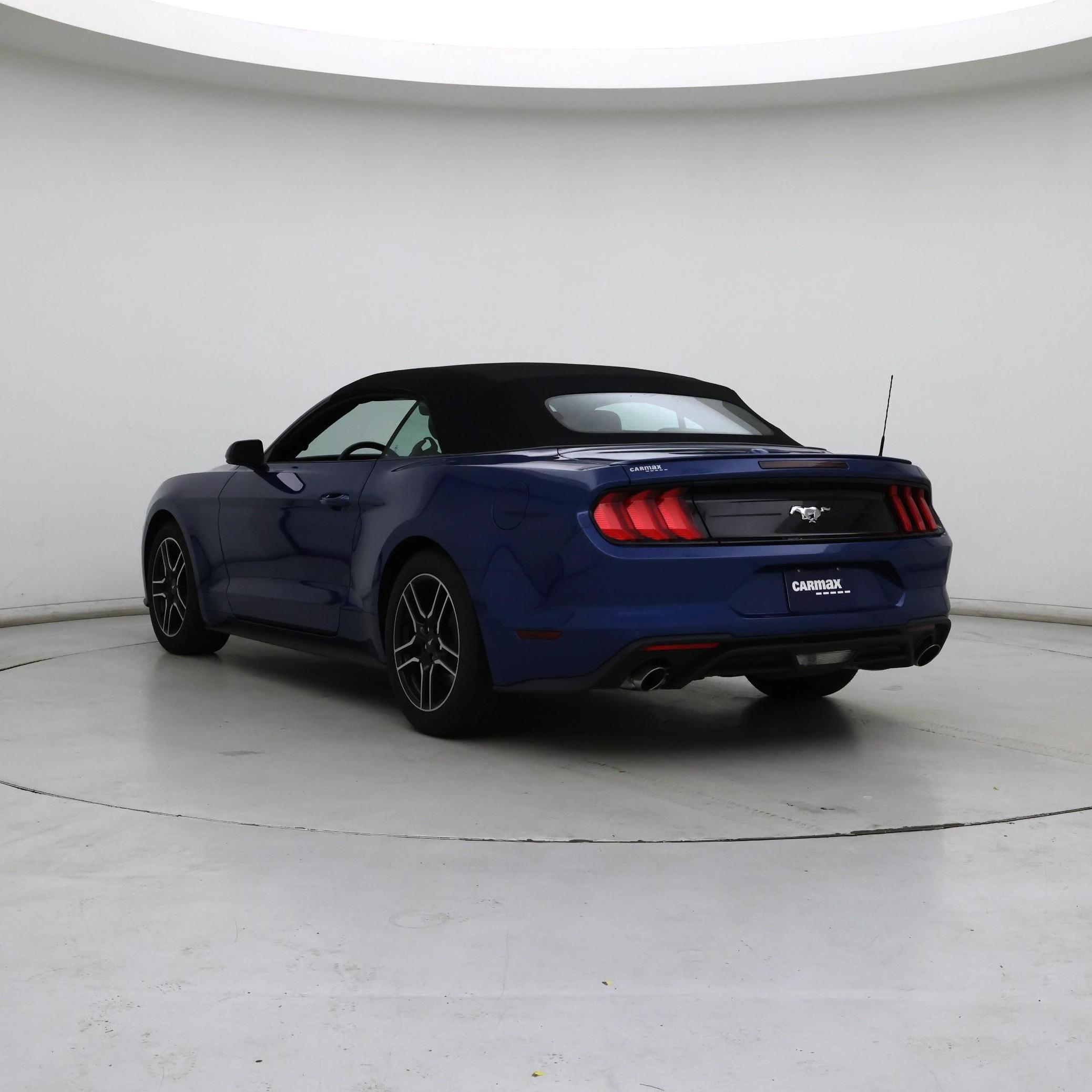 Thumbnail: 2022 Ford Mustang - 2